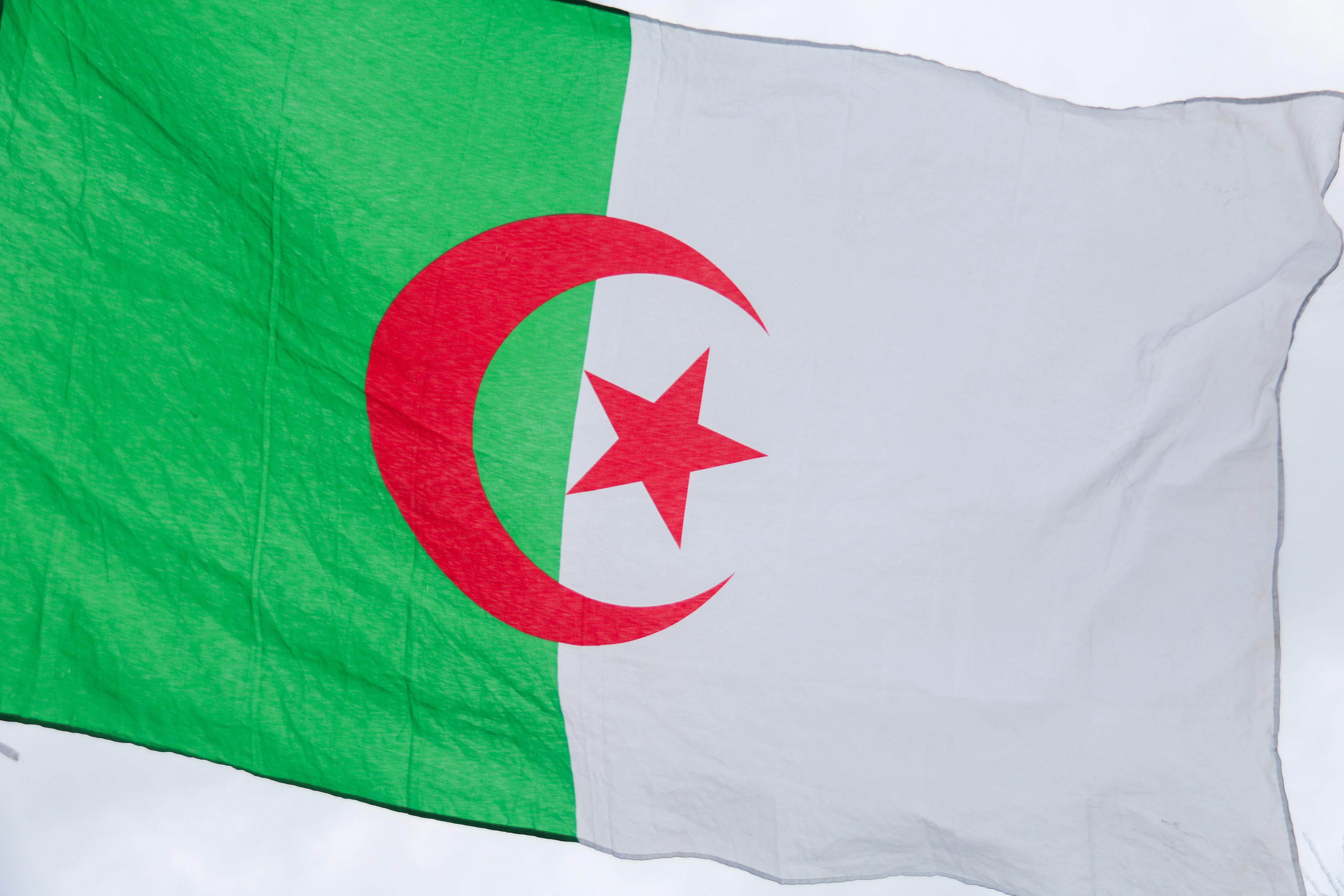La stratégie de l’Algérie pour freiner les expulsions depuis la France