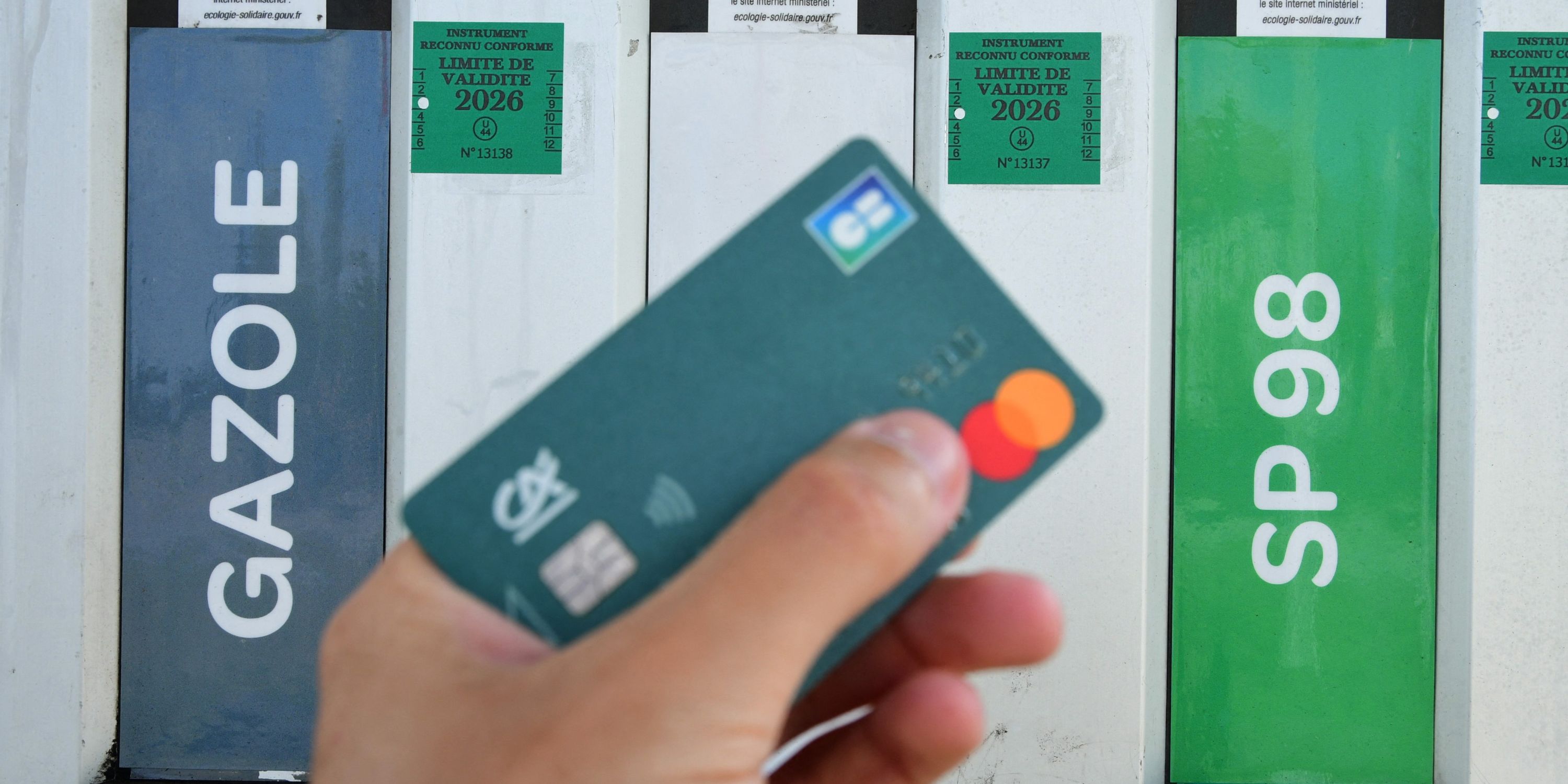 Droits de douane : les prix des carburants sont à la baisse avant les départs en vacances