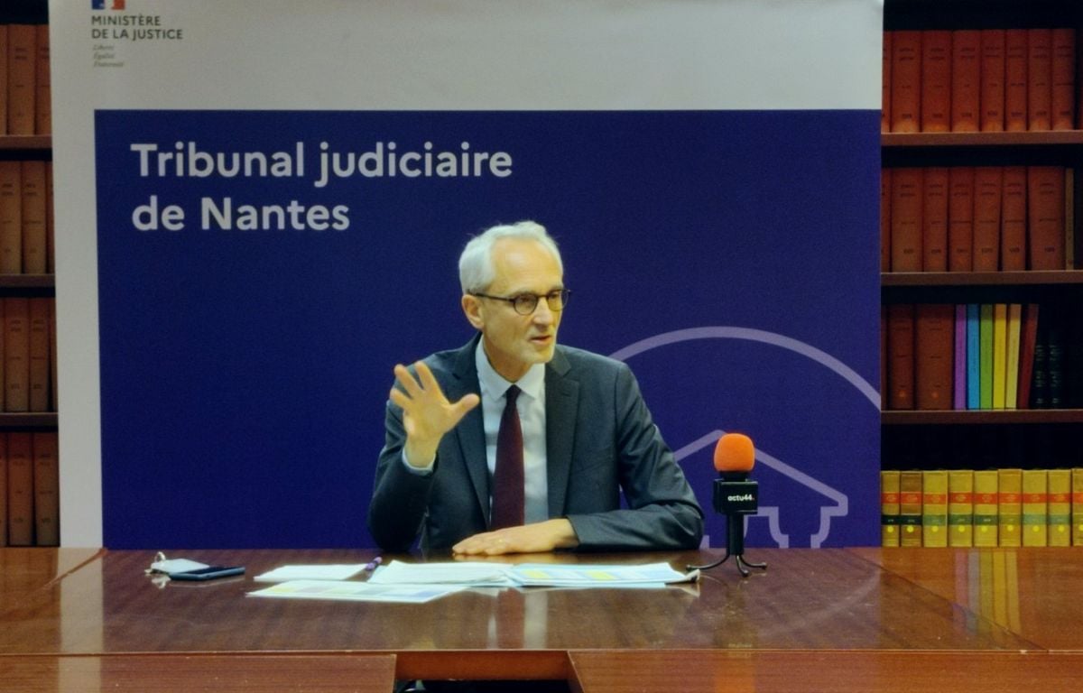 Attaque au couteau à Nantes : La victime poignardée 57 fois, l’assaillant était masqué et fasciné par Hitler