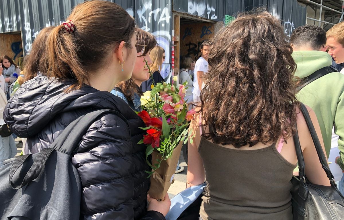 Nantes : Après le drame, un hommage apaisé et sobre rendu par la jeunesse nantaise