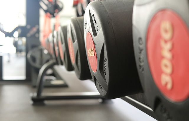 Bodybuilder devenu acteur, Vittorio Pirbazari meurt en pleine séance d’entraînement à l’âge de 44 ans