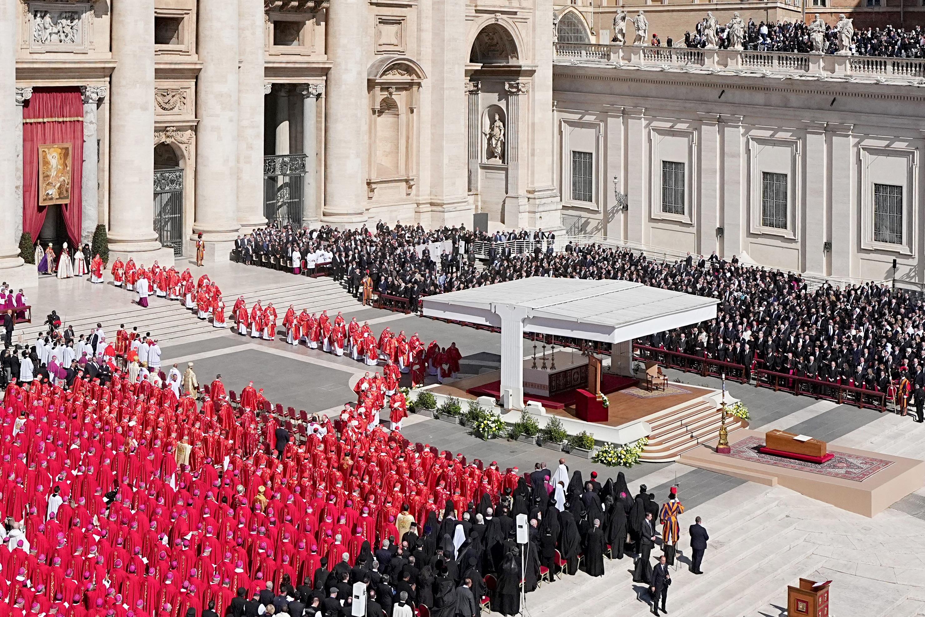 Funérailles du pape François : un dernier voyage d’amour et de paix