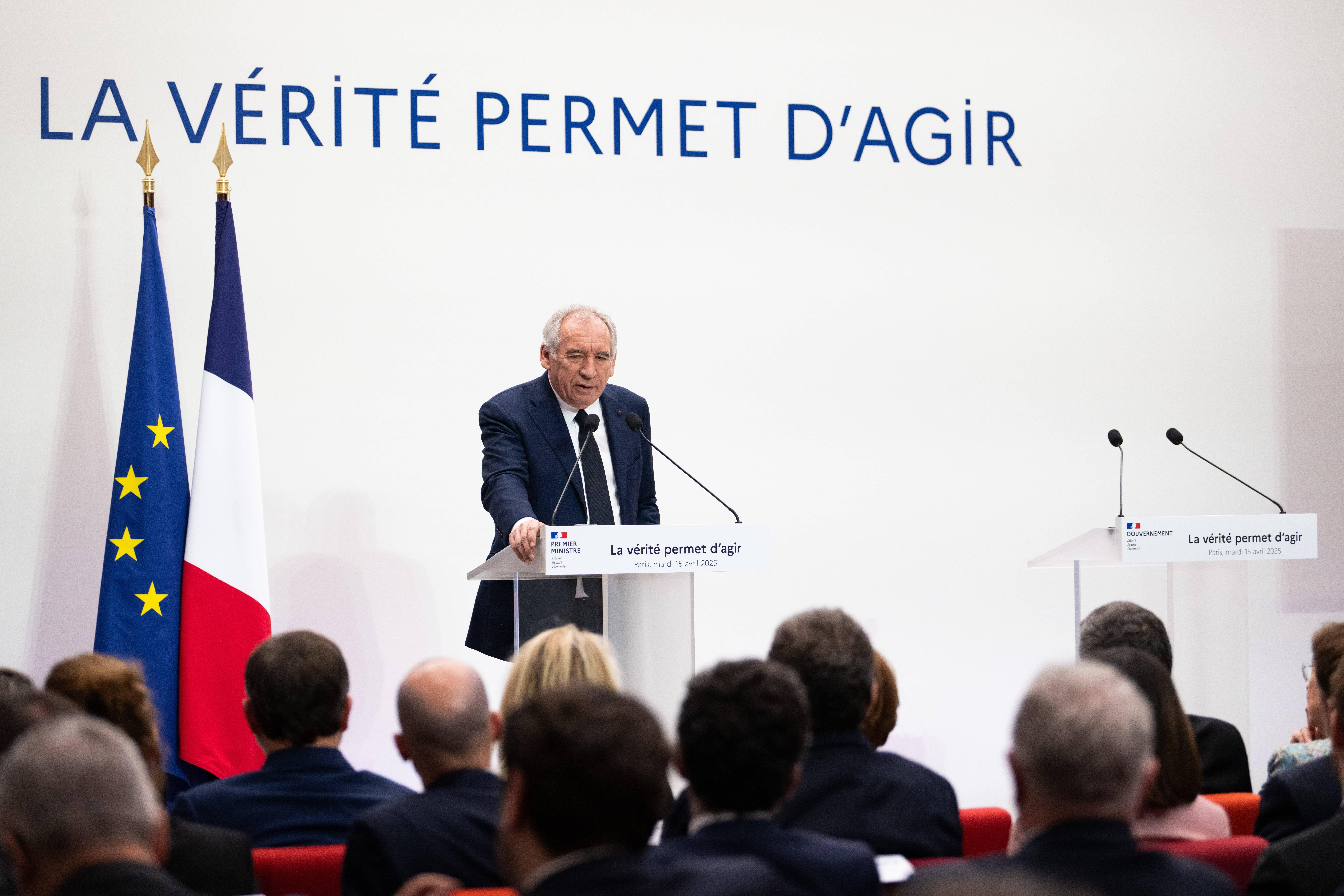 Gabegies d’État : ces milliards qui nous envoient droit dans le mur