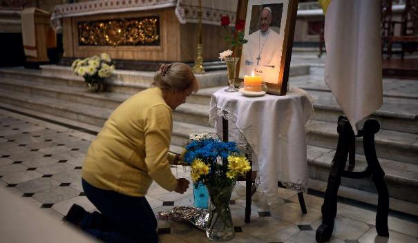 Mort du pape François : à Buenos Aires, le quartier de Flores entre hommage et critiques