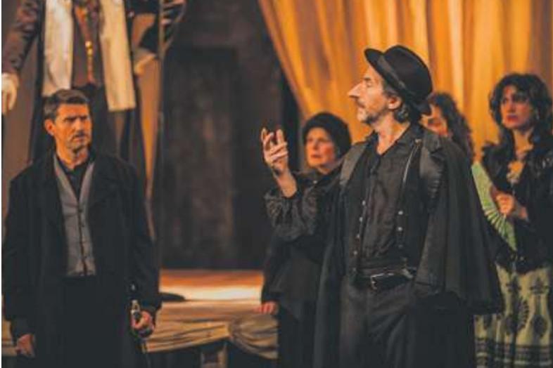 Cyrano de Bergerac : Édouard Baer fait mouche au théâtre Antoine