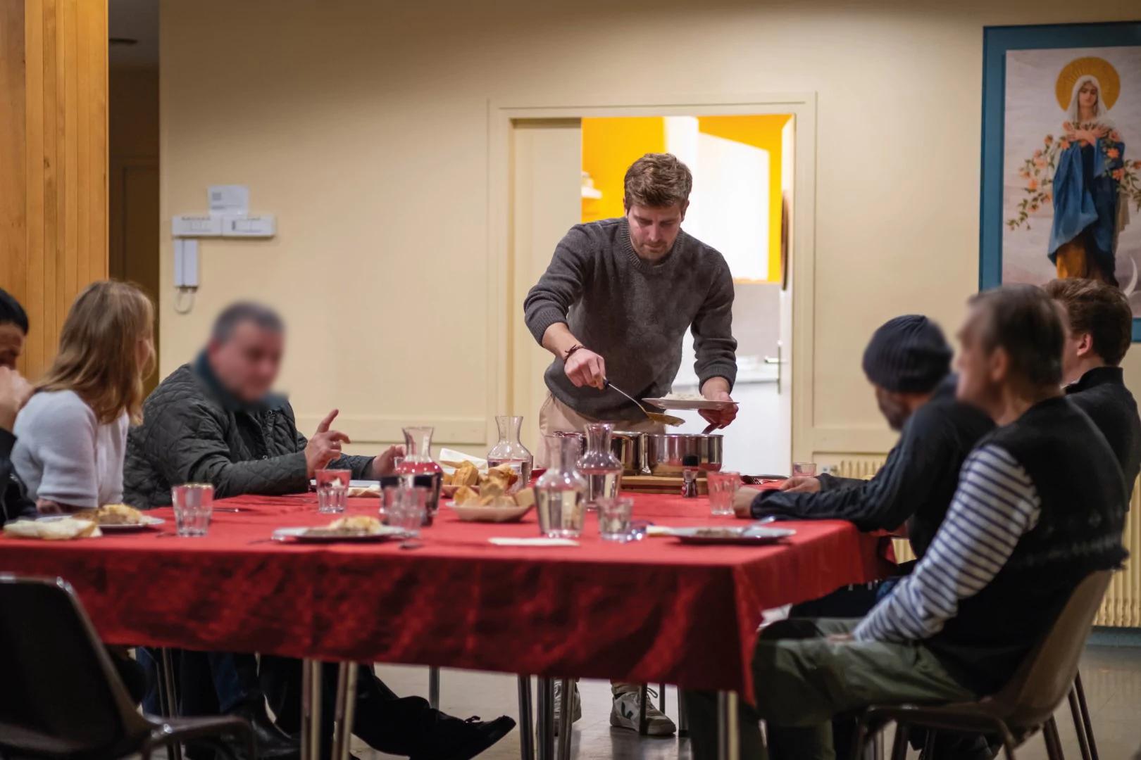 Précarité : après «Hiver solidaire», la moitié des sans-abri retrouvent un toit