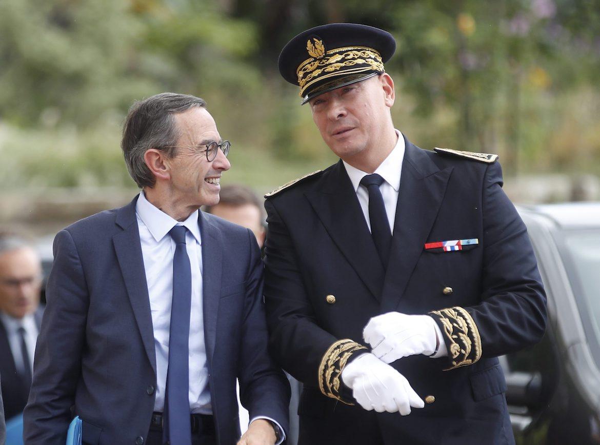 Un «préfet bulldozer» à Beauvau ; des députés NFP se prenant pour des videurs… Les coulisses du JDNews