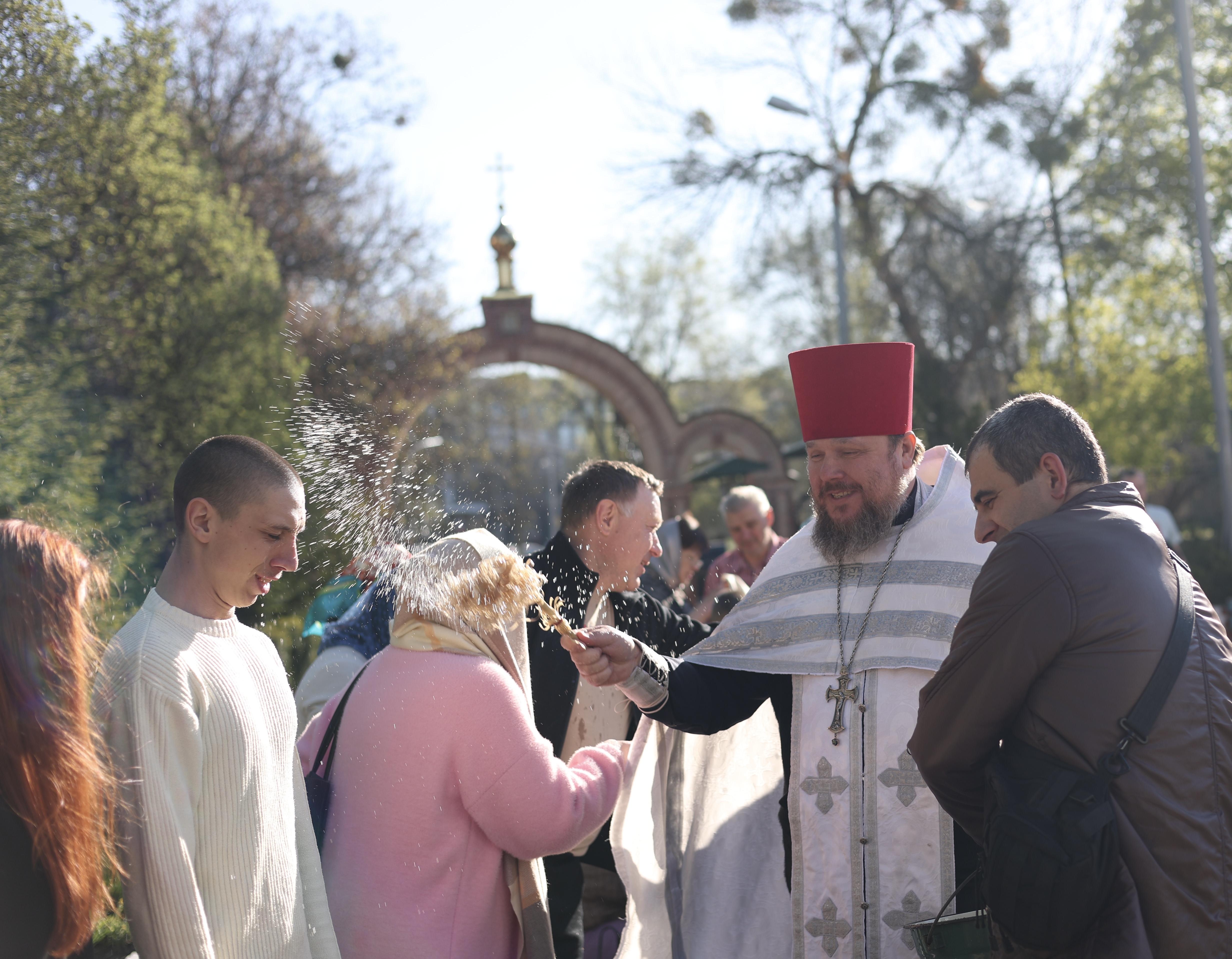 «Comment croire que ça pourrait s’arrêter ?» : dans le Donbass, le mirage du cessez-le-feu pascal