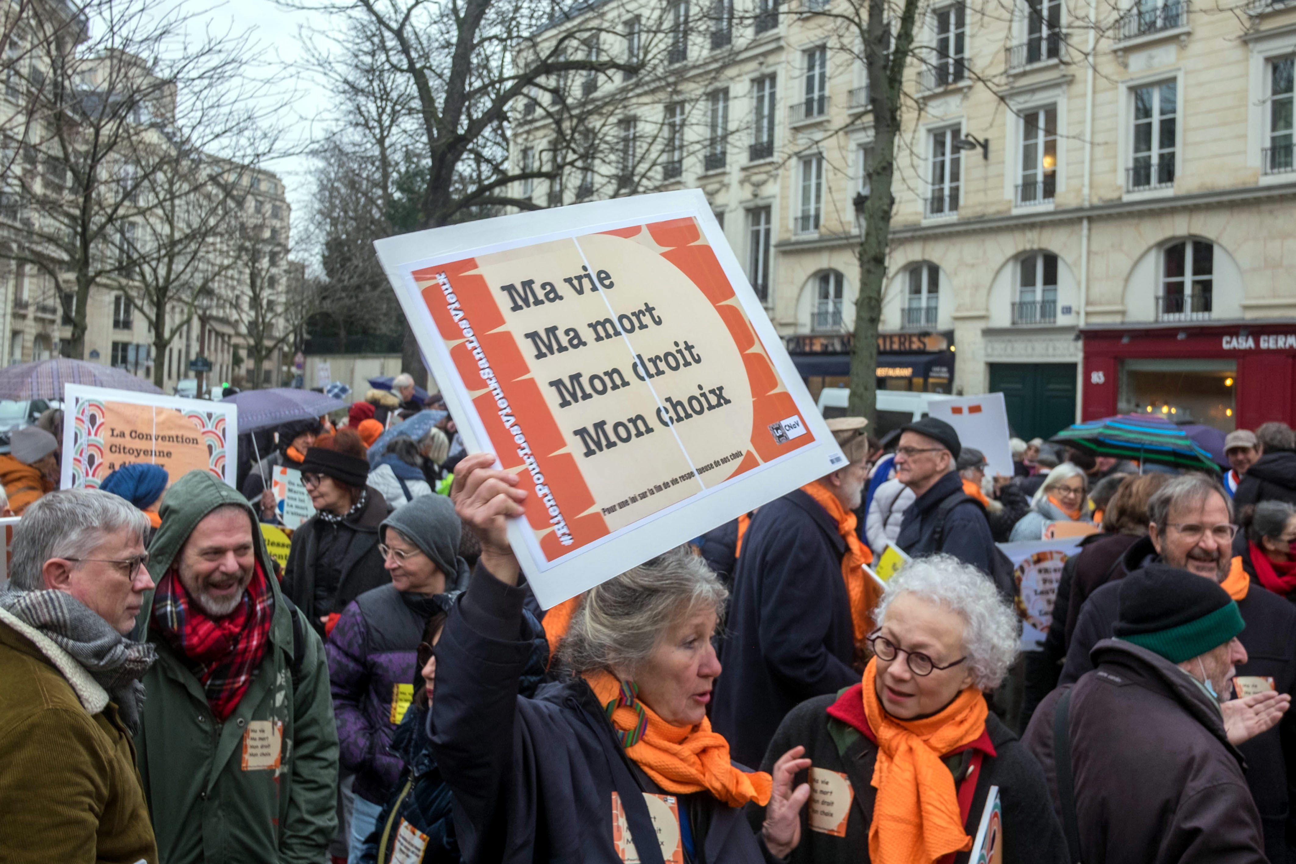 Euthanasie : les 10 idées reçues qui trompent les Français