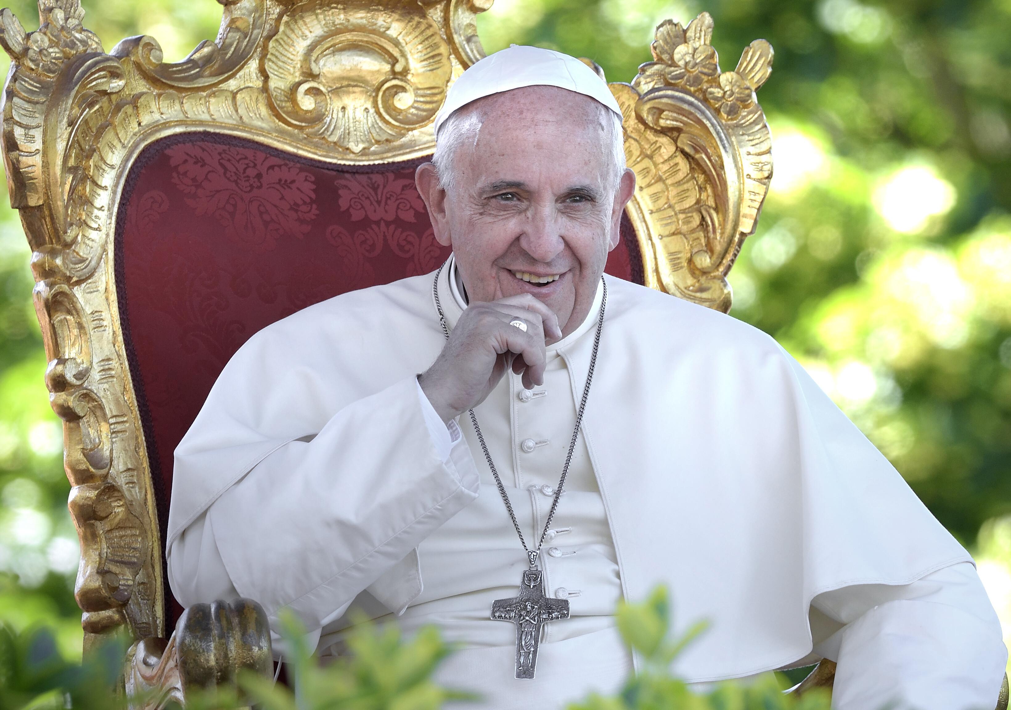 Mort du pape François : retour sur le pontificat d’un pape des marges