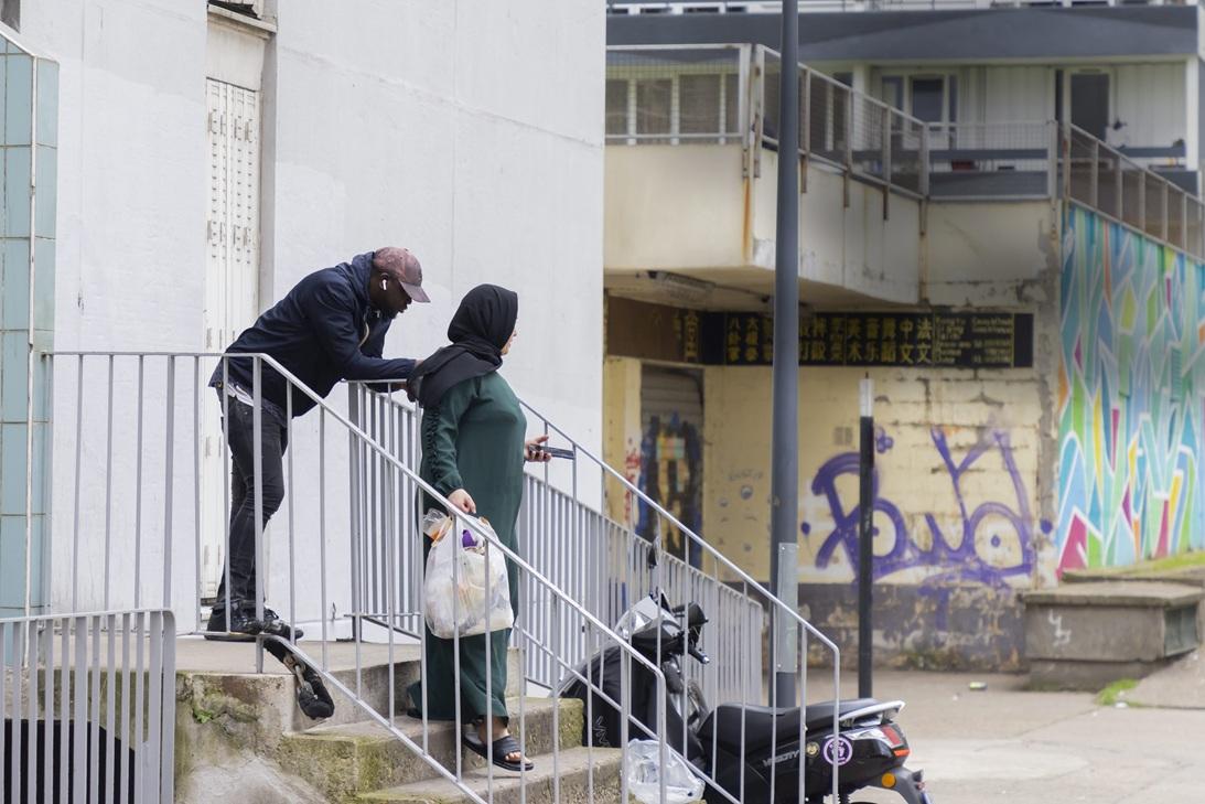 Banlieues : le roman coup de poing sur un monde qui s’efface