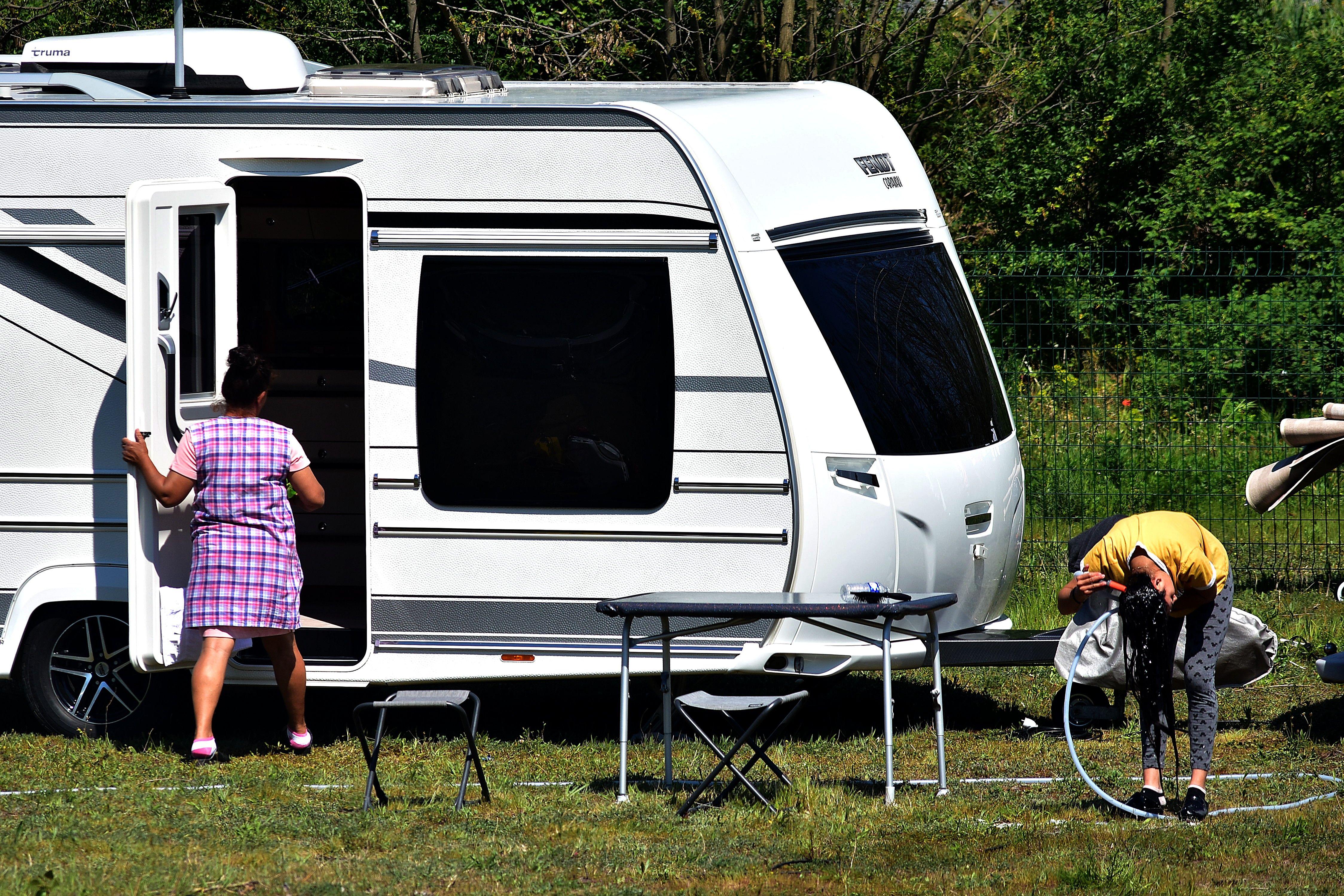 «On se sent impuissants» : un magasin pour bébés contraint de fermer en raison d’un camp de gens du voyage