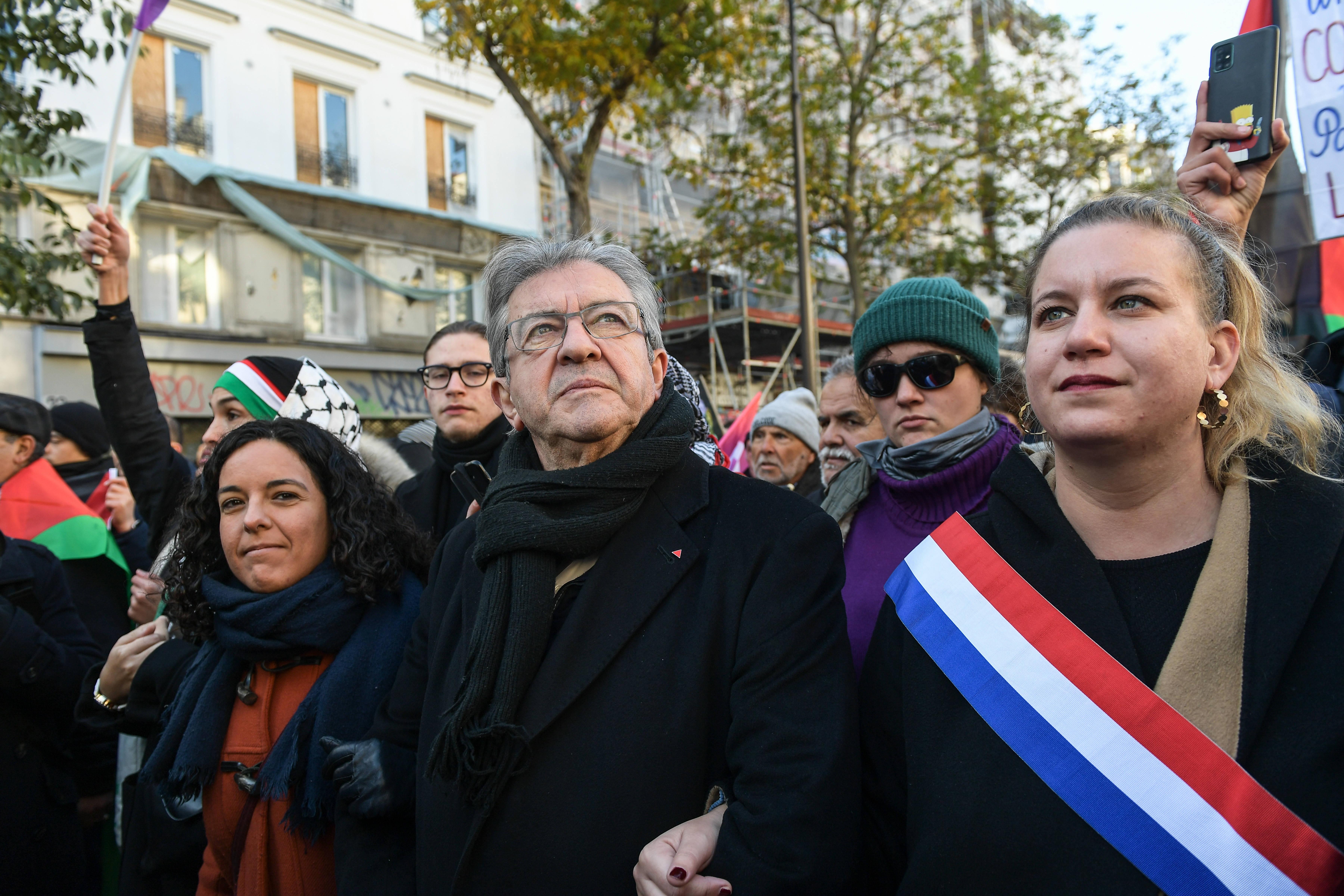 «Ne laissons pas l’extrême droite faire sa loi» : Les Insoumis et les Écologistes manifesteront contre le RN dimanche