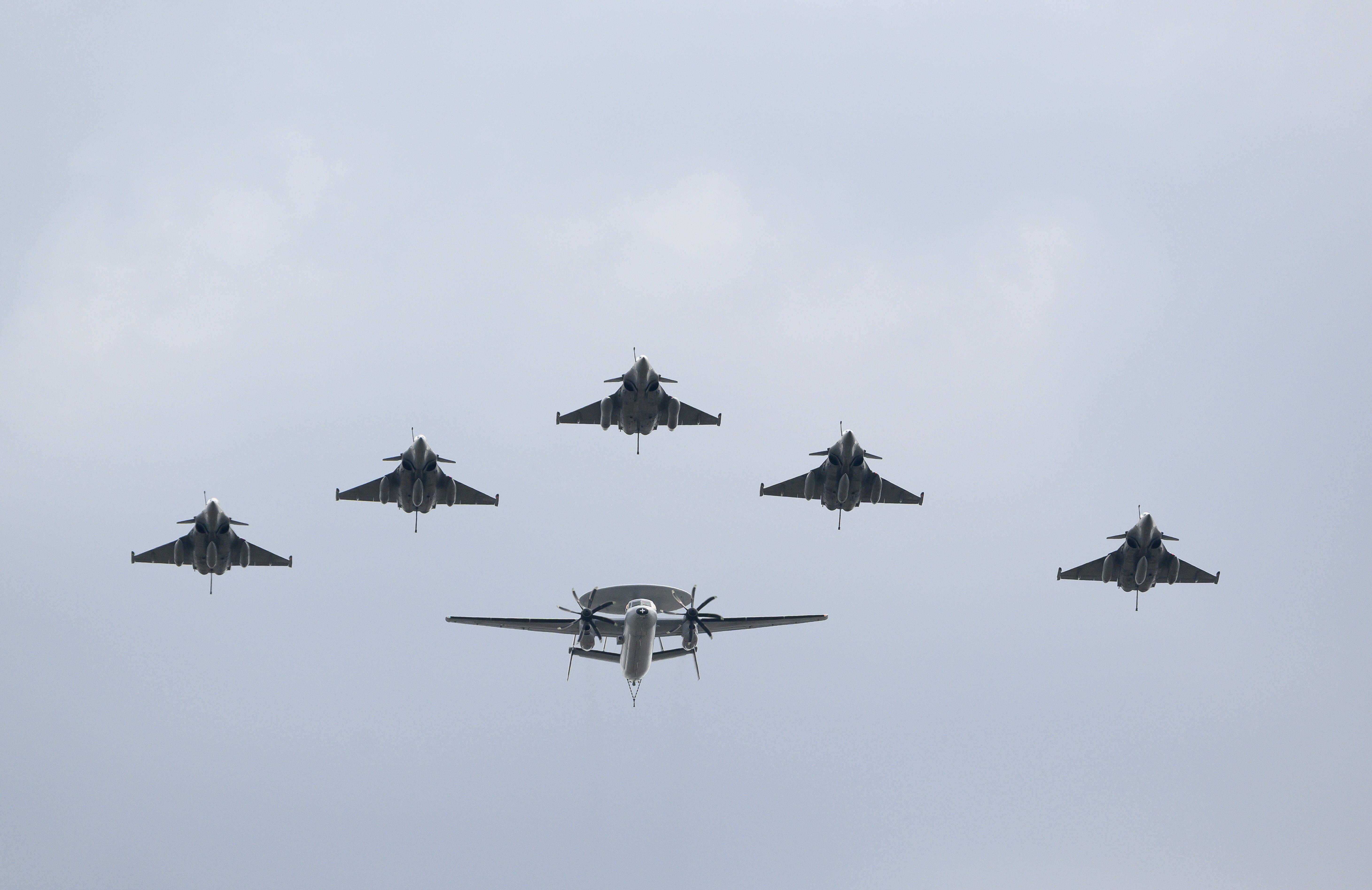 L’Inde confirme l’achat de 26 avions Rafale Marine à la France