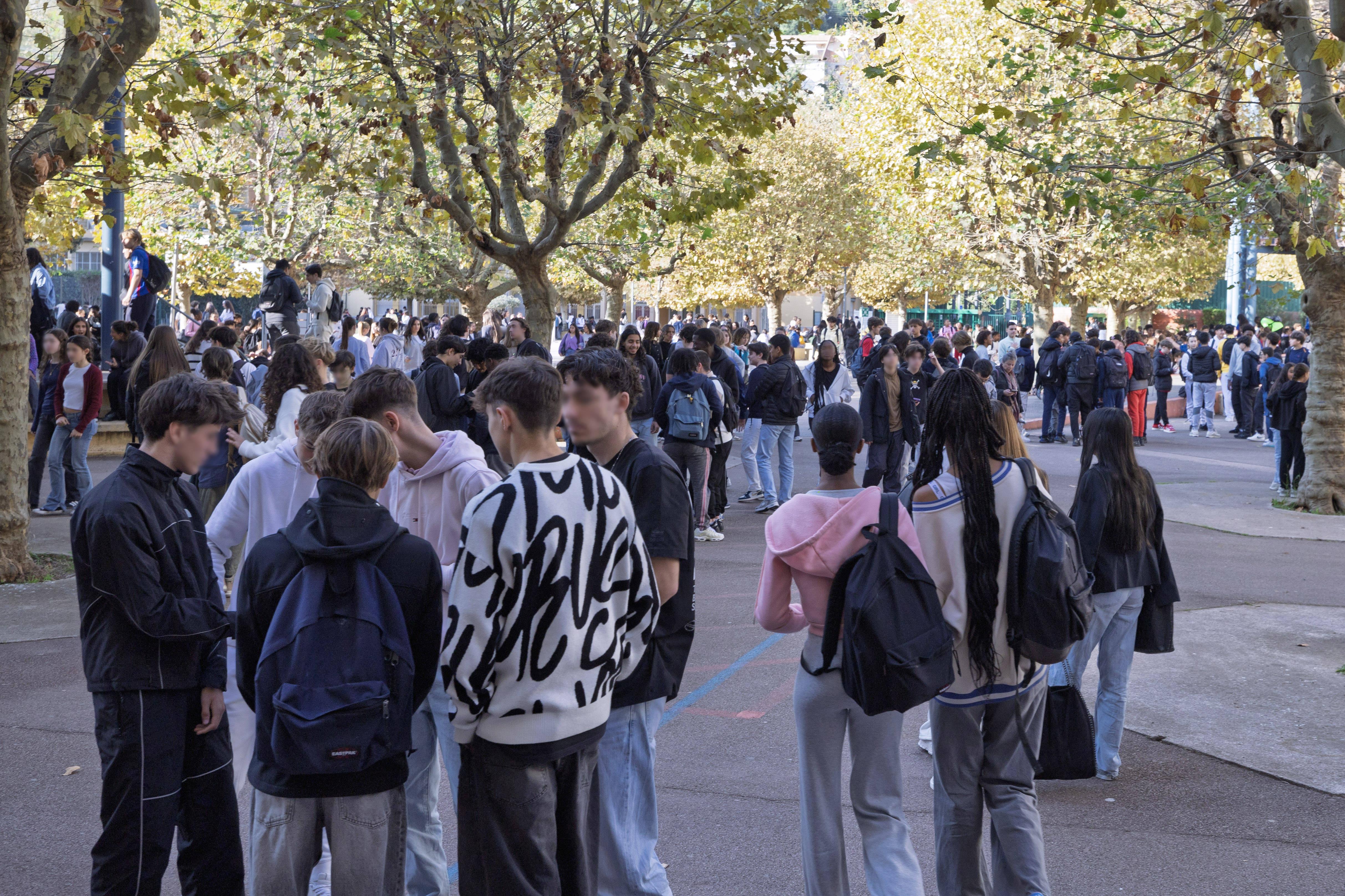 Algérie : les lycées français accusés d’appliquer une laïcité trop «stricte»