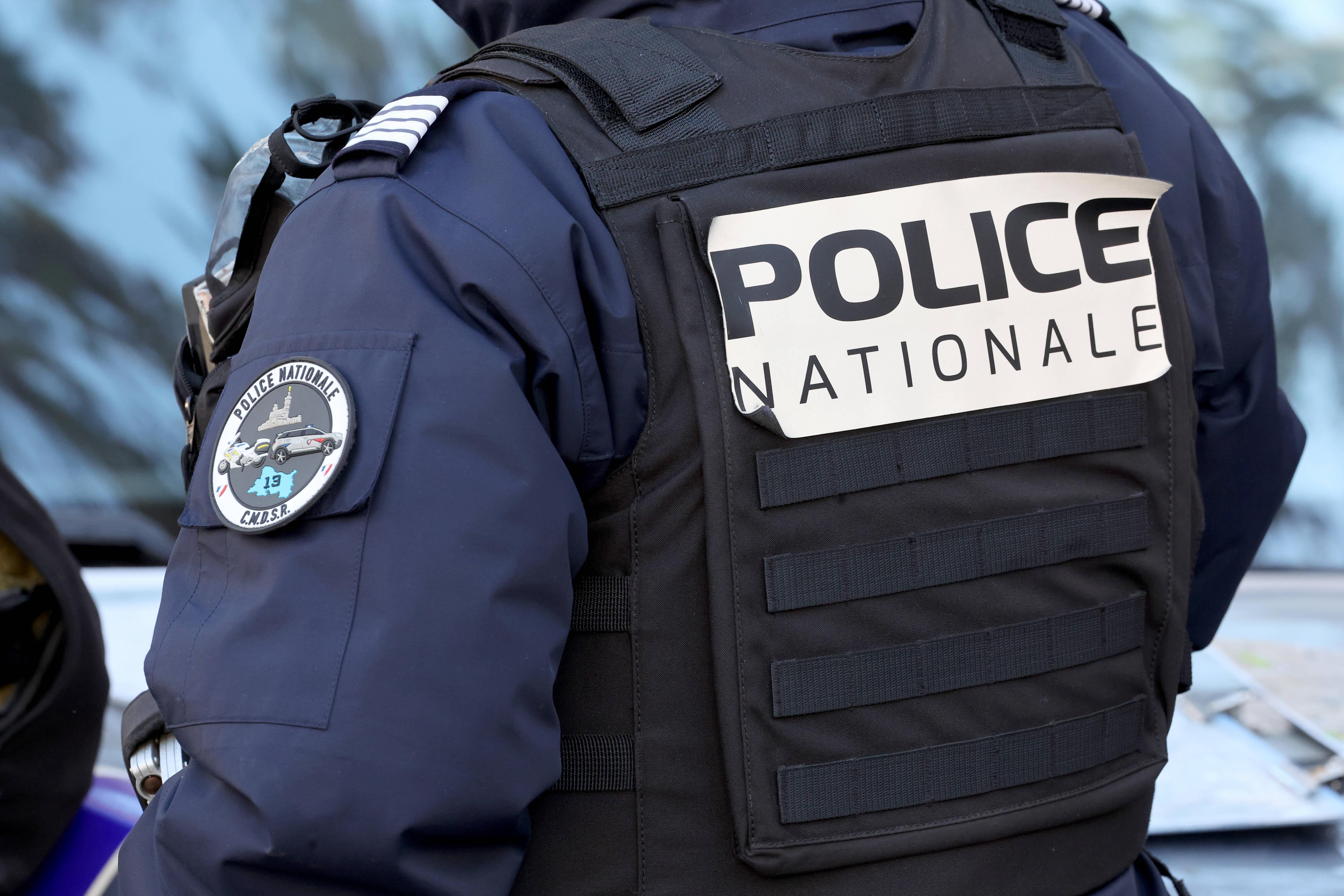 Doigt et orteil amputés, plaie à la gorge : un sexagénaire séquestré et torturé dans l’Allier