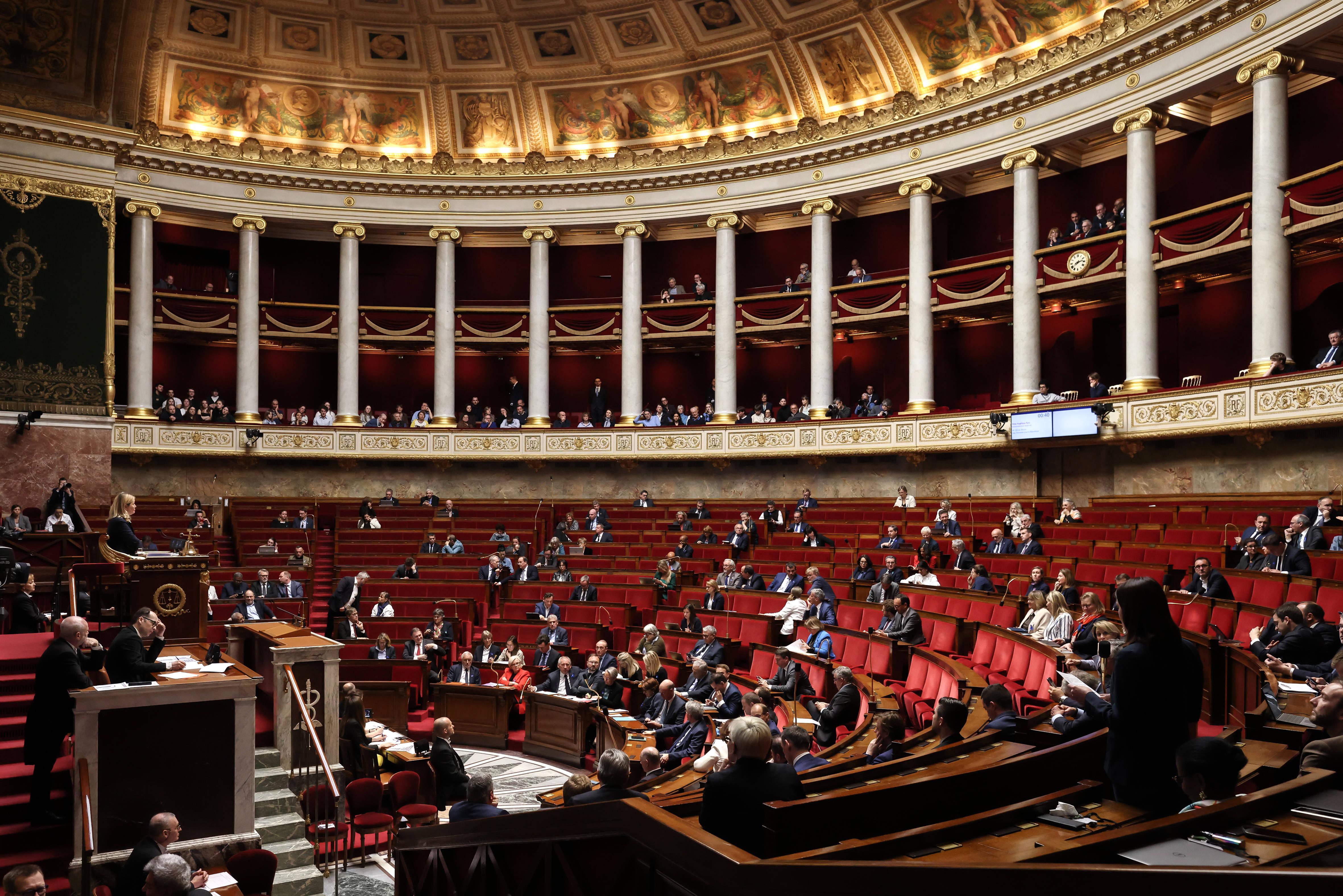 «On a voulu laver plus blanc que blanc» : La moralisation de la vie politique est-elle allée trop loin ?