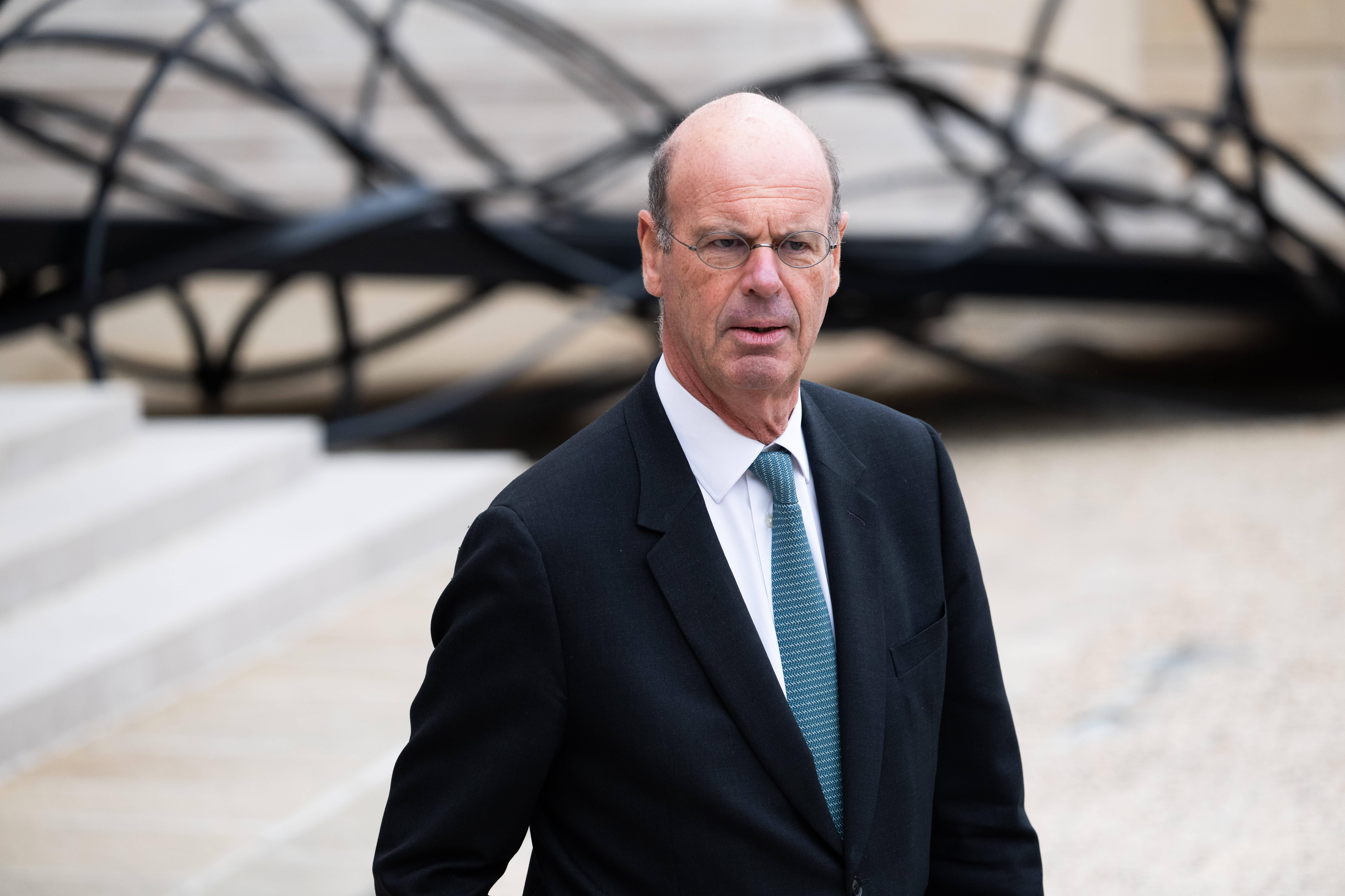 SONDAGE – Crise budgétaire : 56 % des Français veulent couper dans les aides sociales