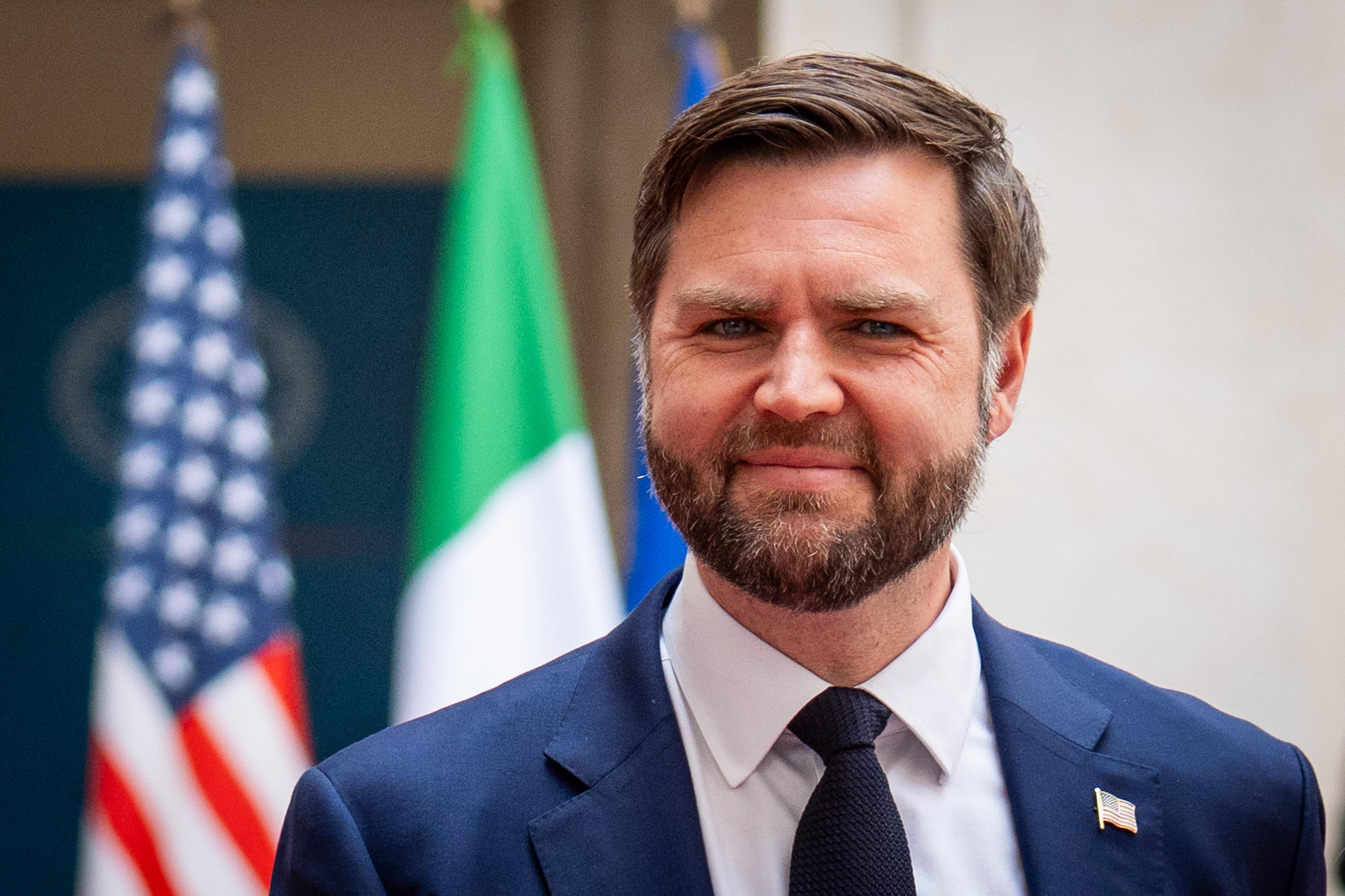 Pâques : J.D. Vance reçu par le pape au Vatican durant «quelques minutes»