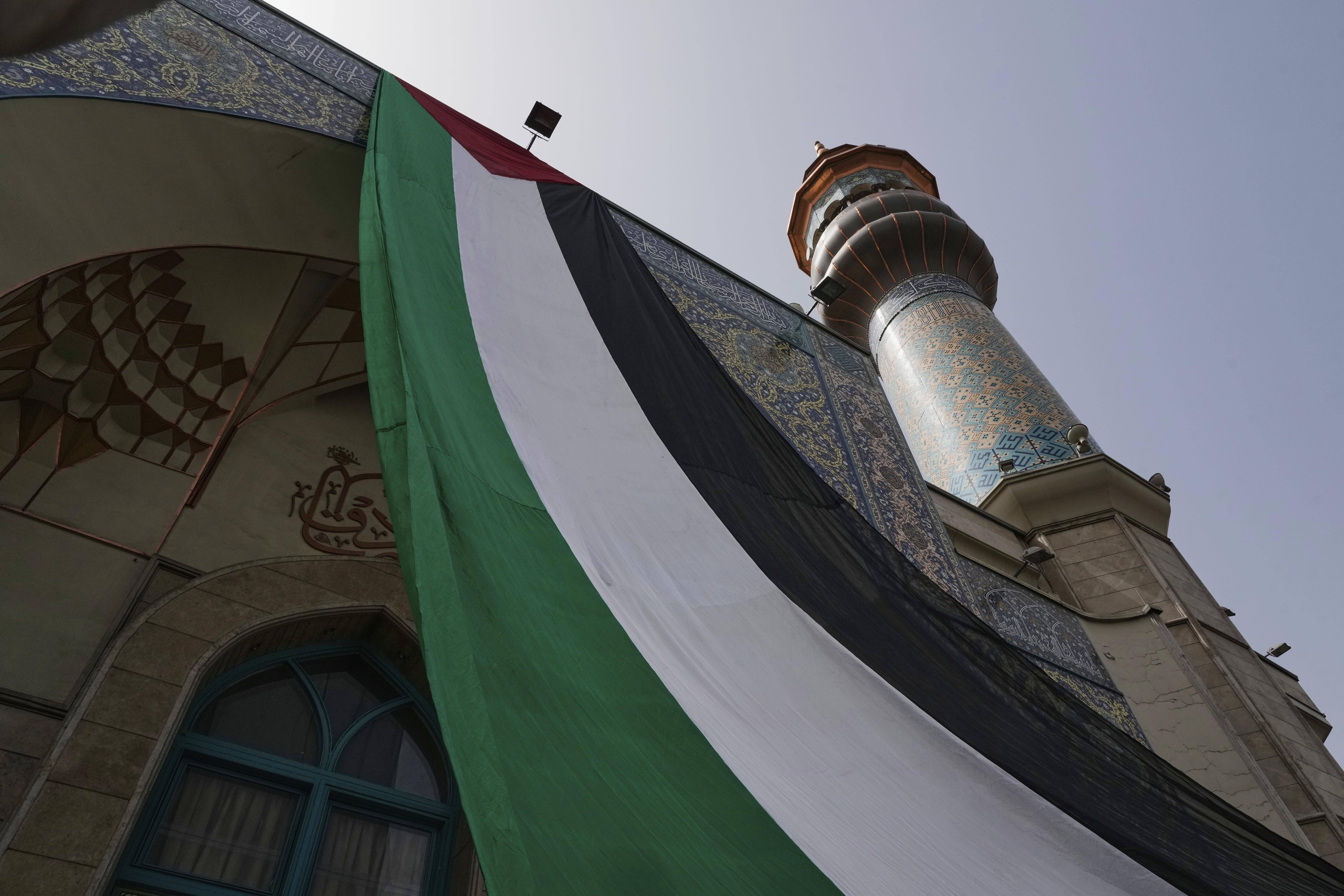 «Encouragement pour le Hamas» : Macron évoque la reconnaissance d’un État palestinien et suscite de vives réactions