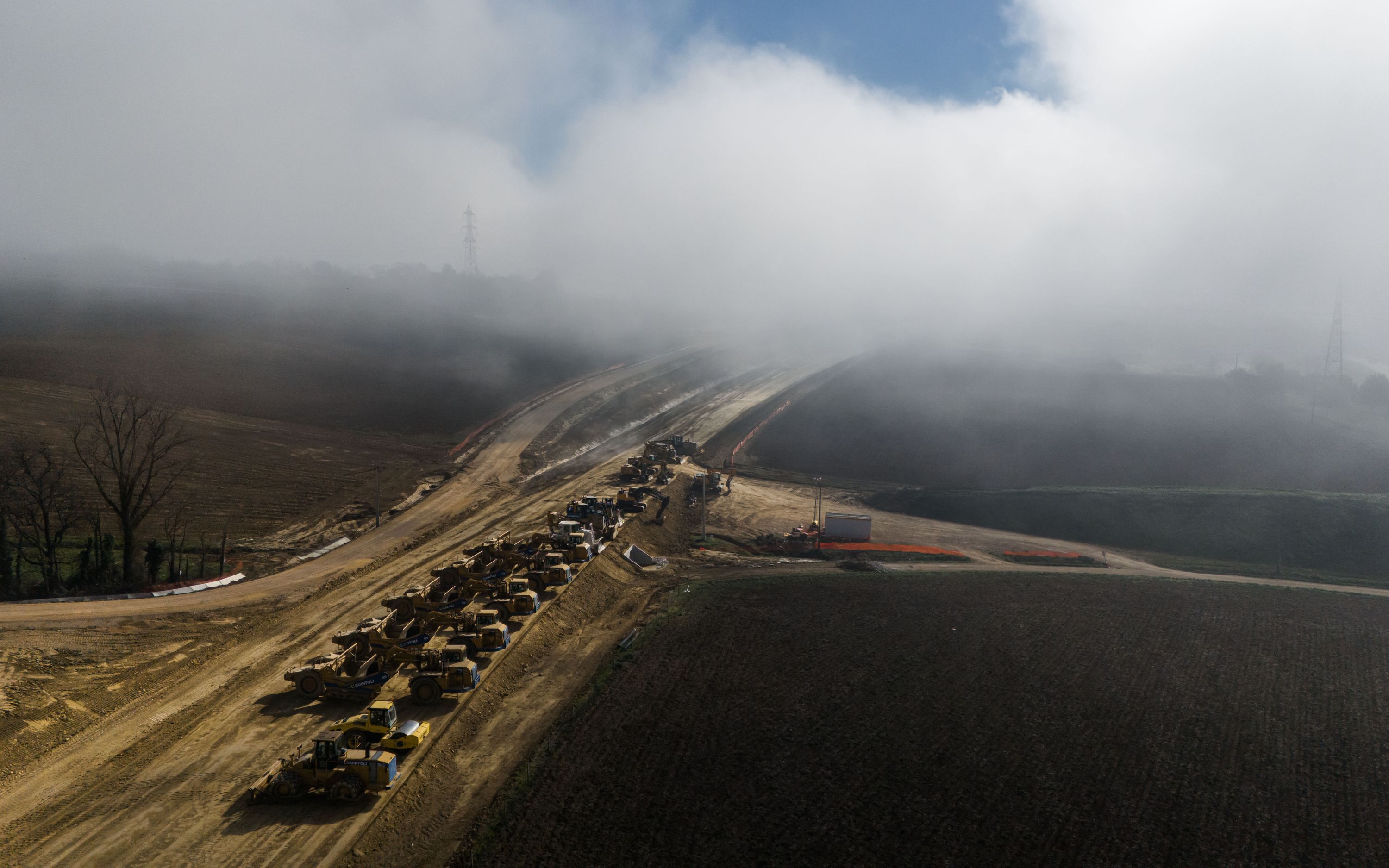 Autoroute A69 : riverains, chauffeurs de poids lourds, chefs d’entreprise… Ils espèrent la reprise du chantier