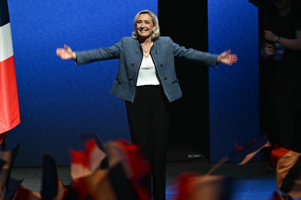 1er-Mai : «L’immigration fait chavirer notre système de protection sociale», alerte Marine Le Pen