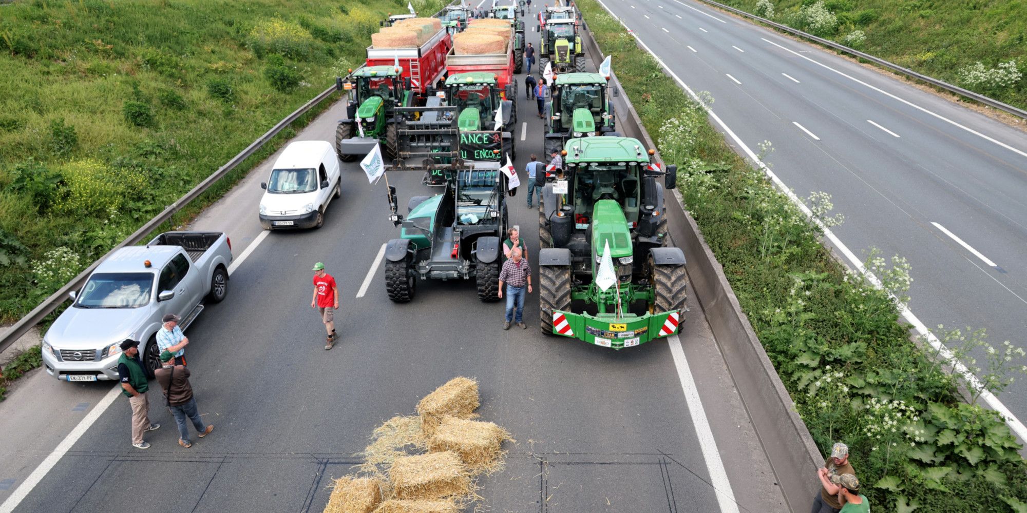 Nouvelles actions des agriculteurs du Nord pour dénoncer le détricotage de la loi agricole