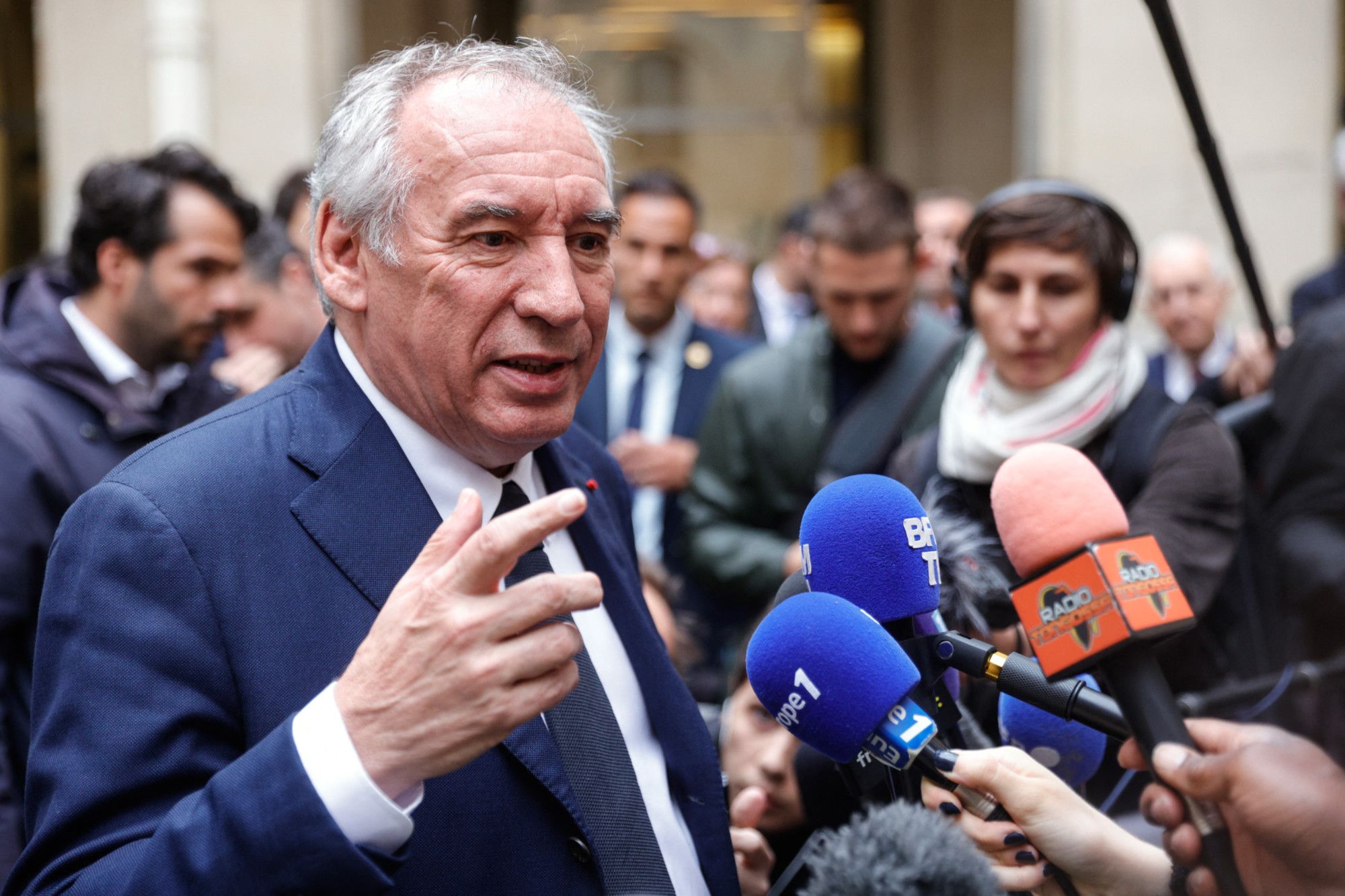 Transports : les taxis en colère rencontre François Bayrou qui promet «retravailler la convention dès mardi»