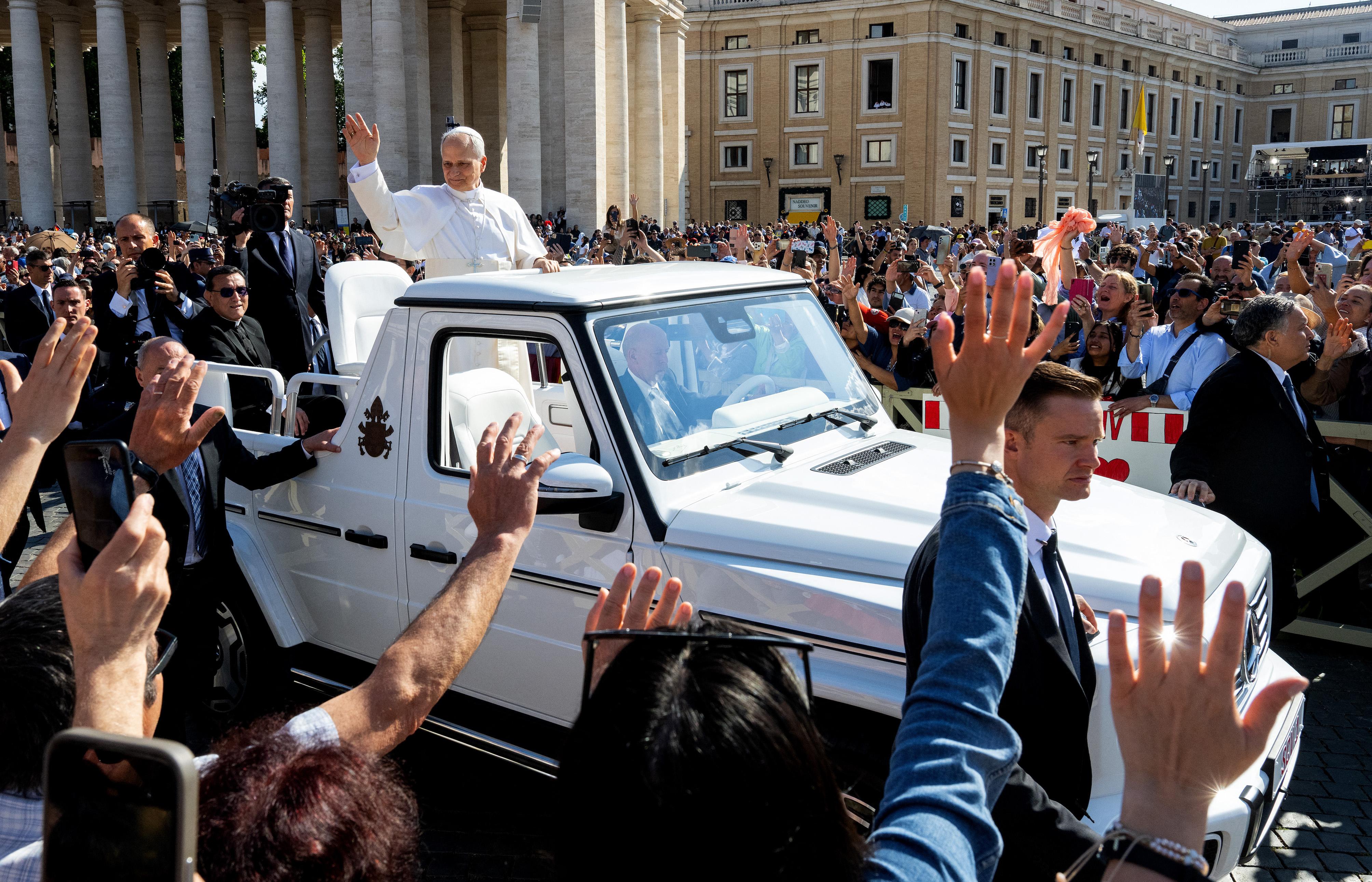 Tout ce qu’il faut savoir sur la papamobile de Léon XIV