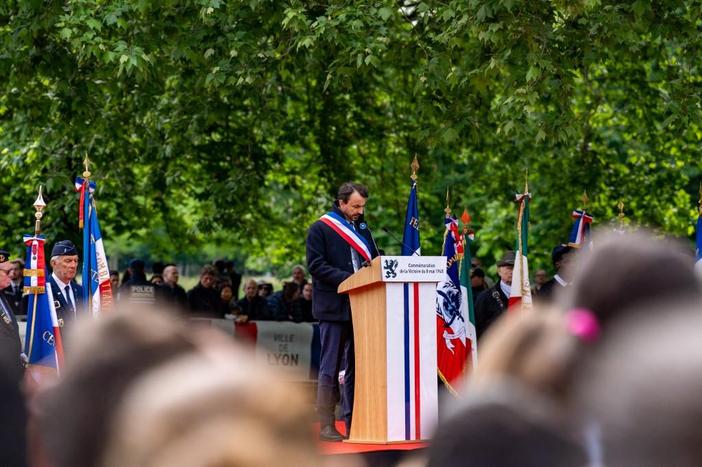 Lyon : une militante propalestinienne perturbe les commémorations du 8 mai 1945