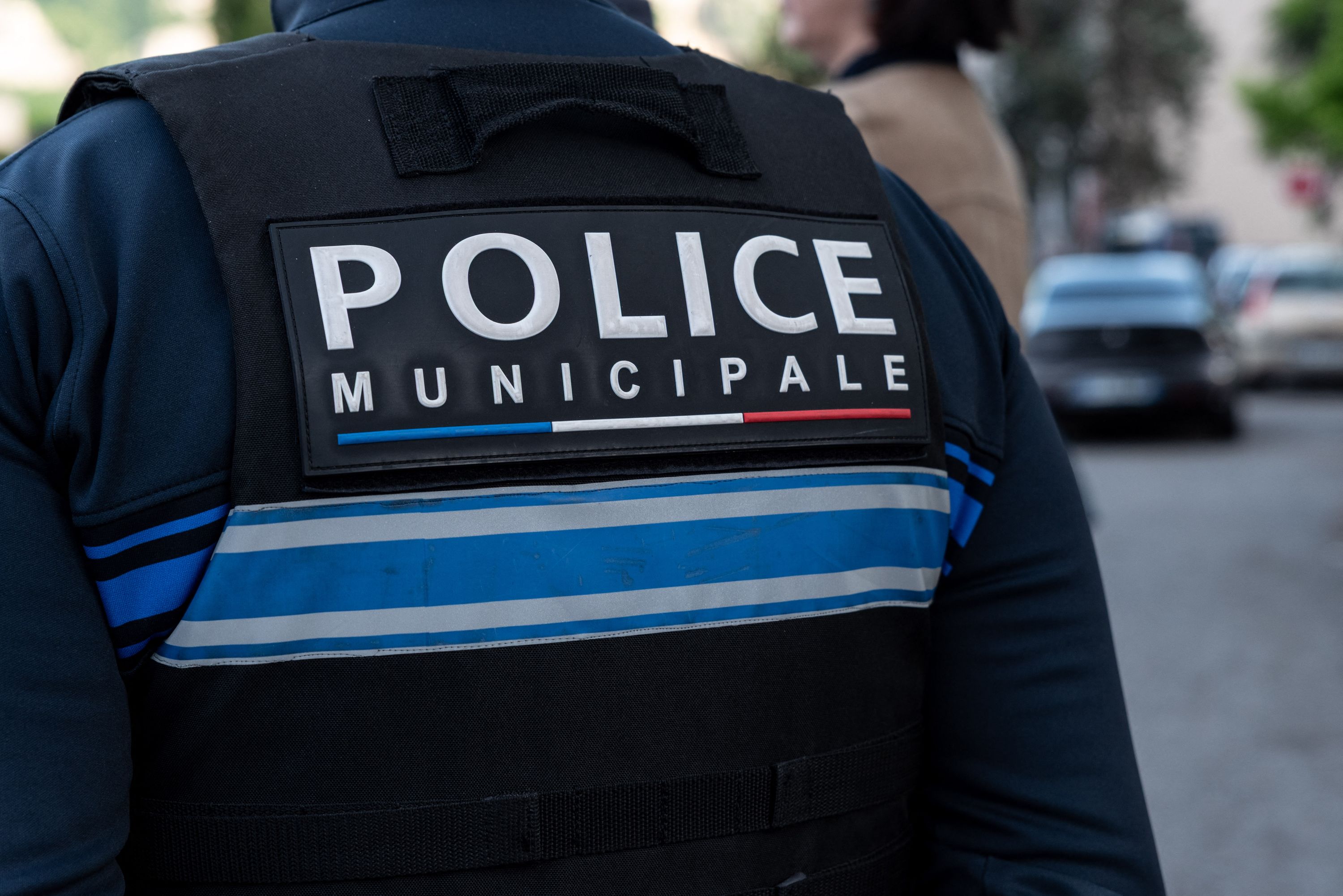 SONDAGE – Sécurité : deux Français sur trois favorables au port d’armes systématique pour les policiers municipaux