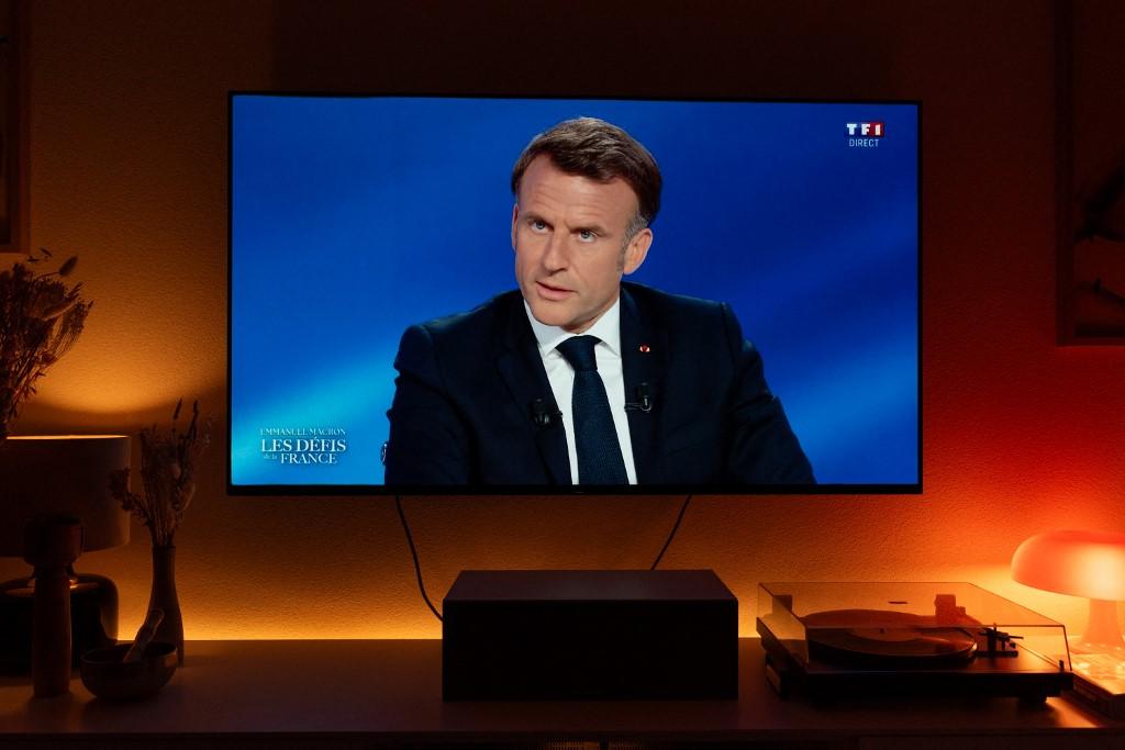 Macron parle, la France attend : chronique d’un pouvoir qui tourne à vide