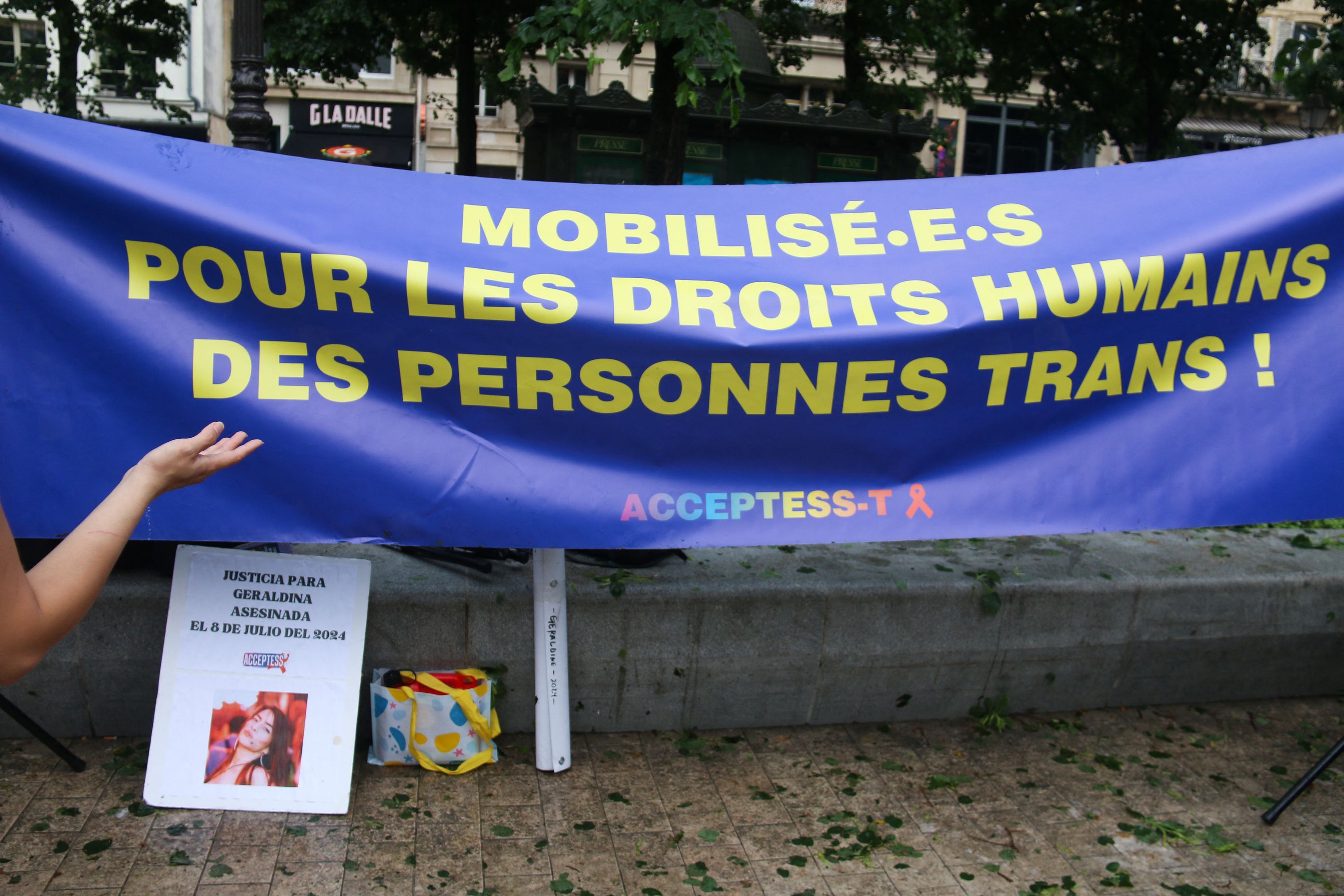 Un jeune homme trans remporte son procès contre la caisse primaire d’assurance maladie et obtient 3.000 euros