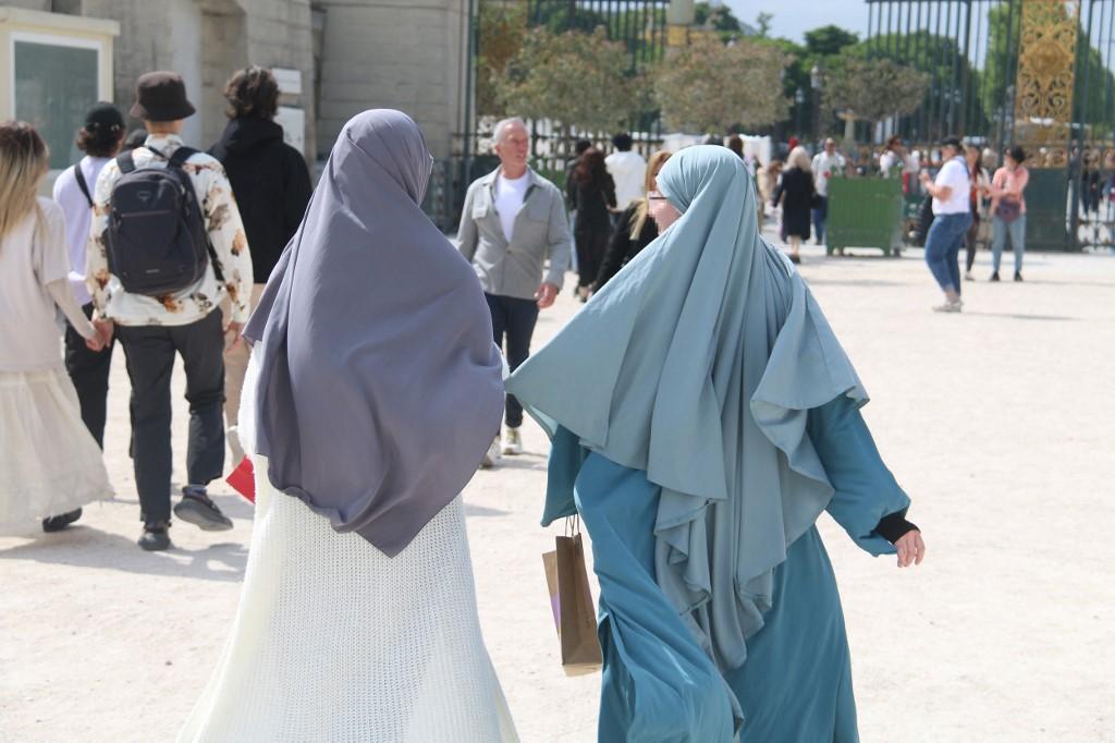 Frères musulmans, salafistes… la France au défi de l’islamisation