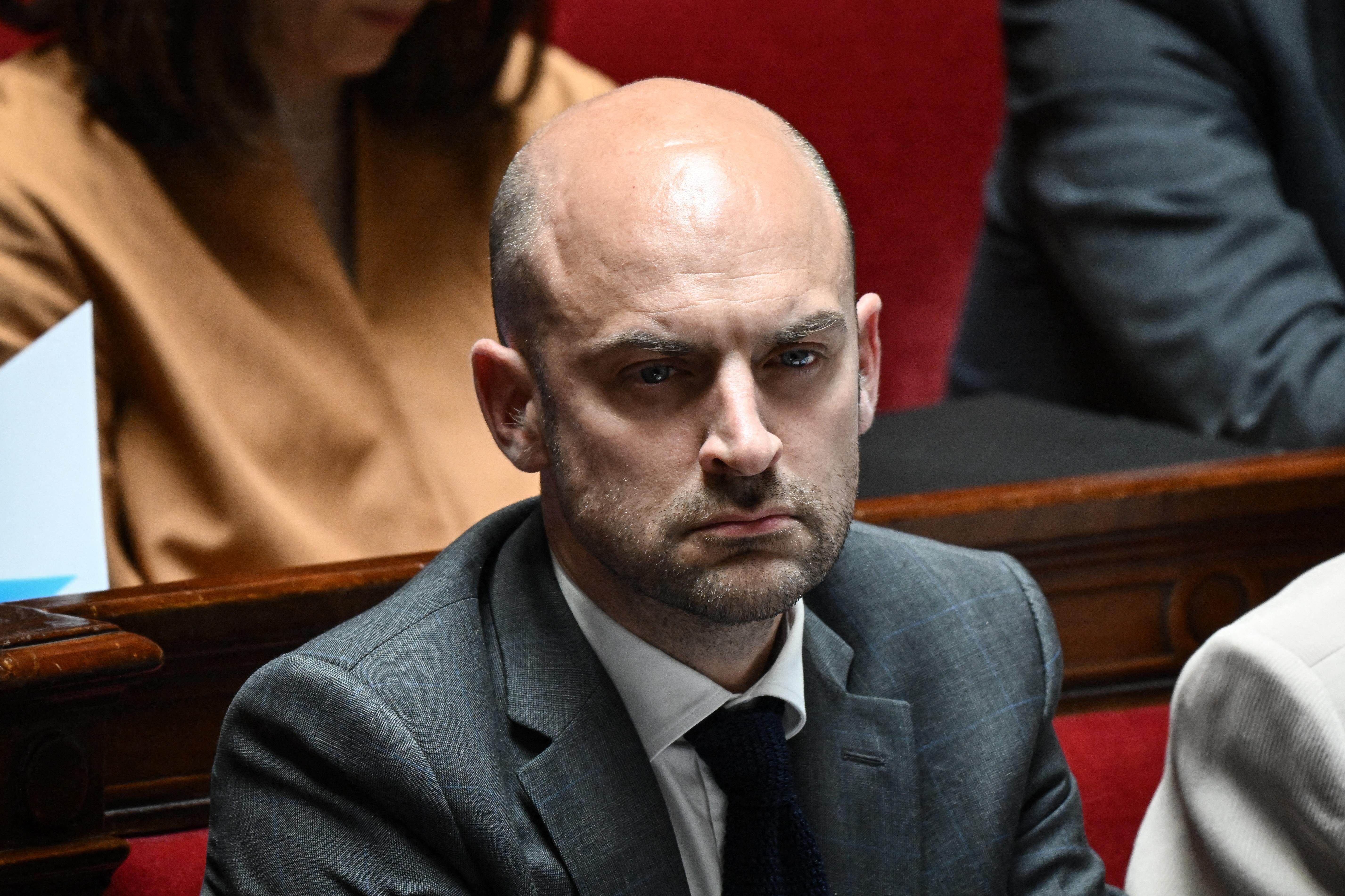 Jean-Noël Barrot à Nice, dîner de Donald Trump, chasse au trésor du Puy du Fou… Les 4 infos dont vous allez entendre parler demain