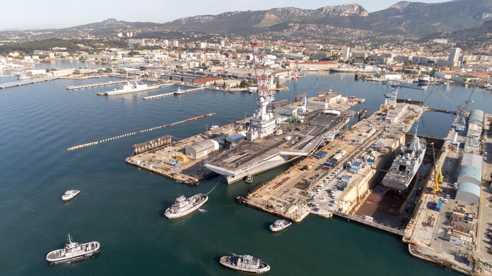 EXCLUSIF – Toulon : immersion dans le plus grand port militaire d’Europe