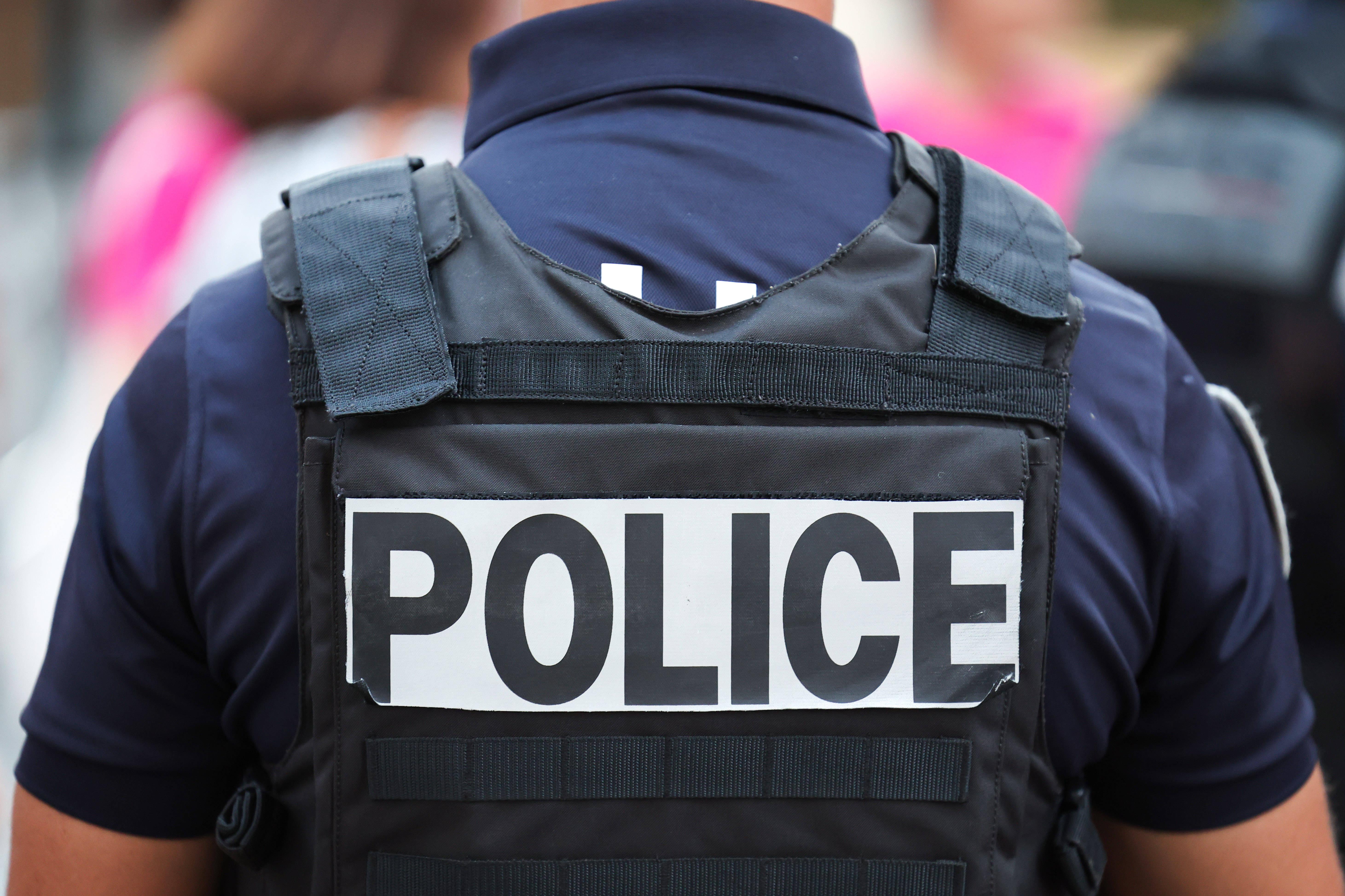 Paris : un Algérien sous OQTF soupçonné d’avoir manipulé et dépouillé une retraitée de 92 ans