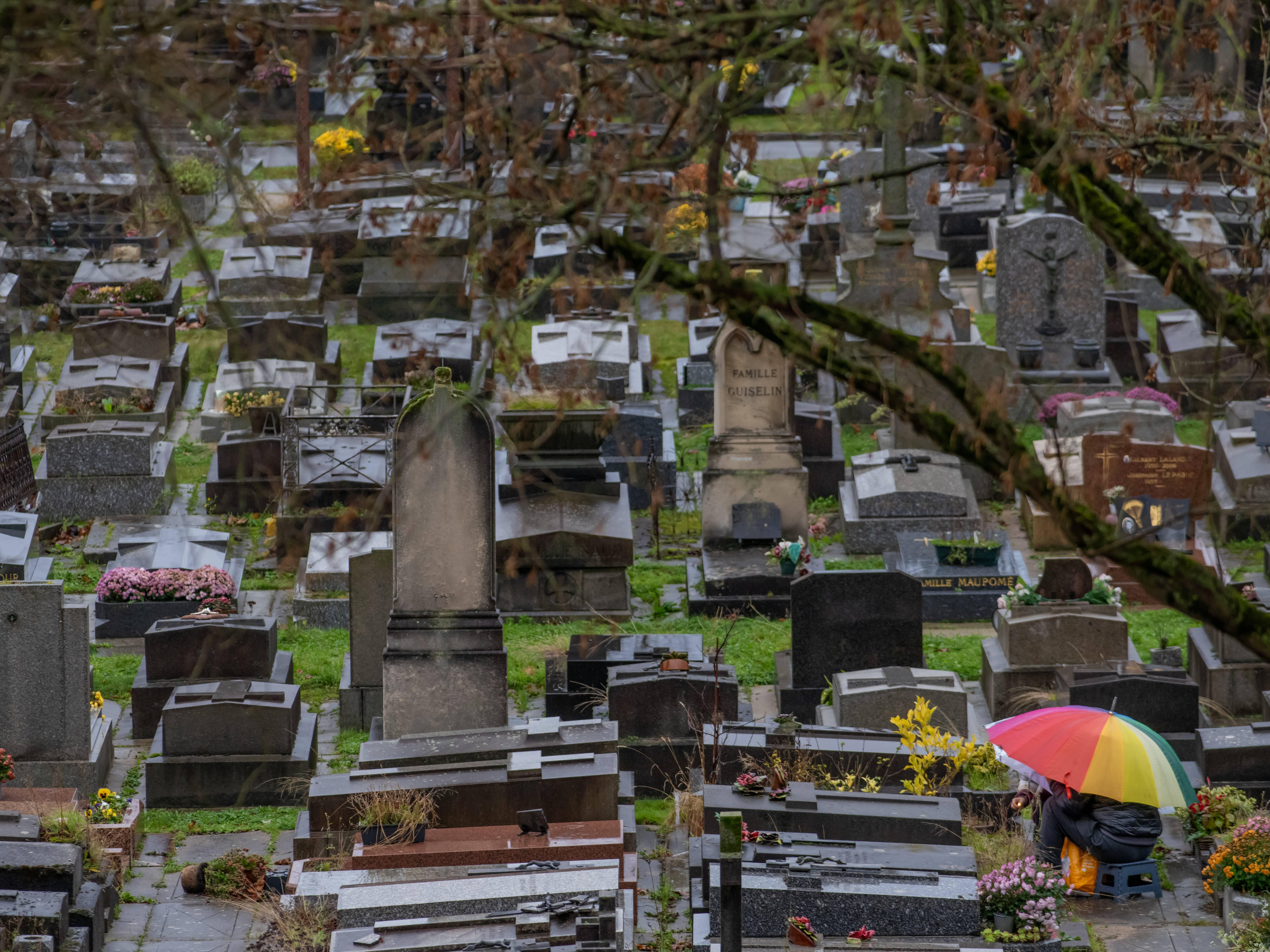 Alsace : prison ferme pour un pilleur de tombes, le préjudice estimé à 300 000 euros