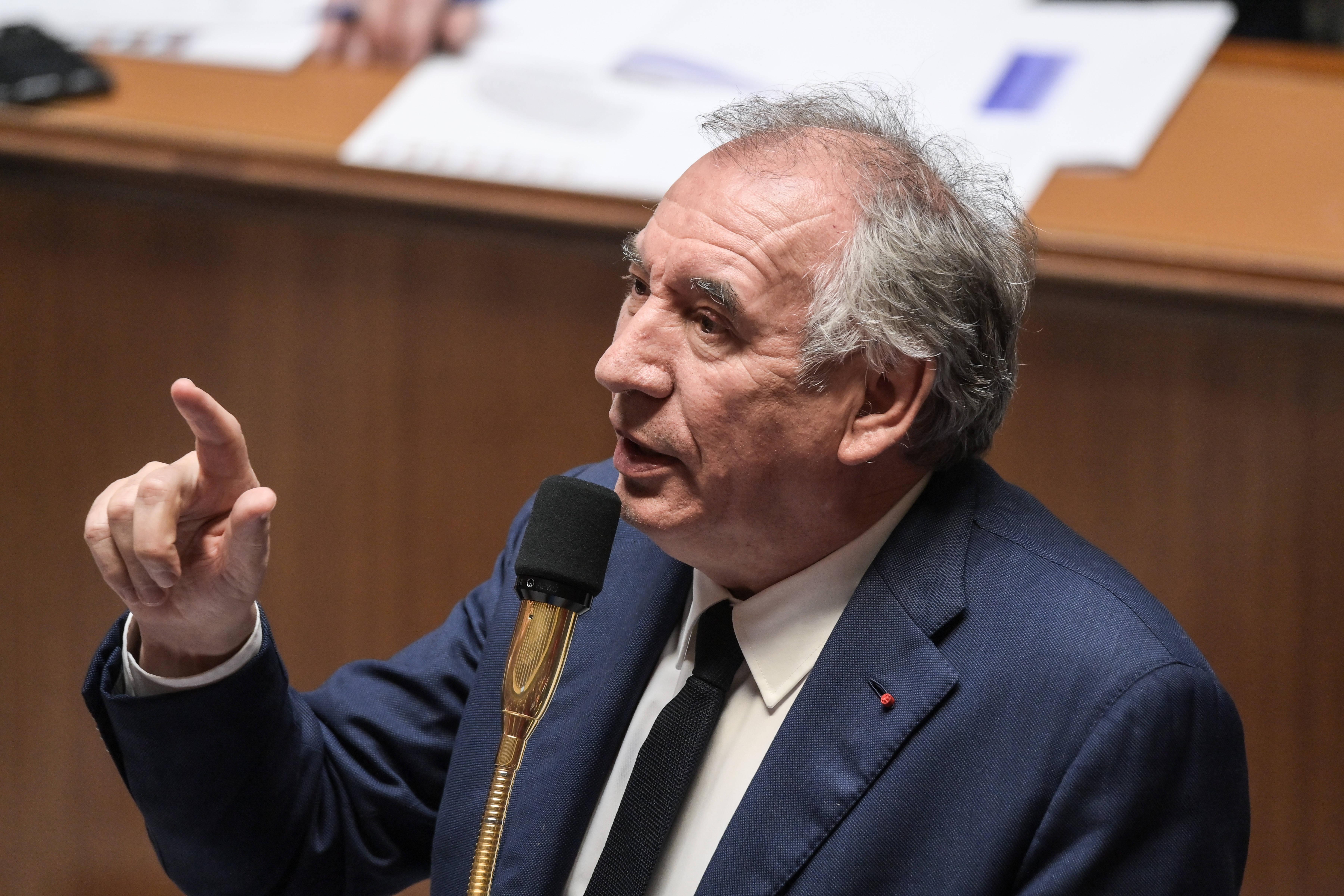 «Je découvre cette réalité juridique» : François Bayrou promet d’abolir le Code noir