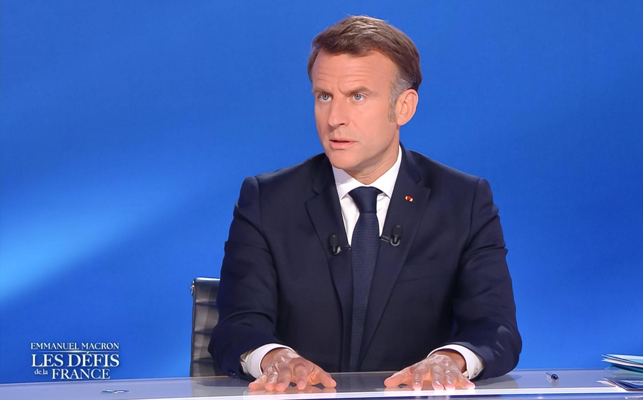 «Bavardage vain», «pétard mouillé» : la classe politique fustige Macron après son long entretien sur TF1