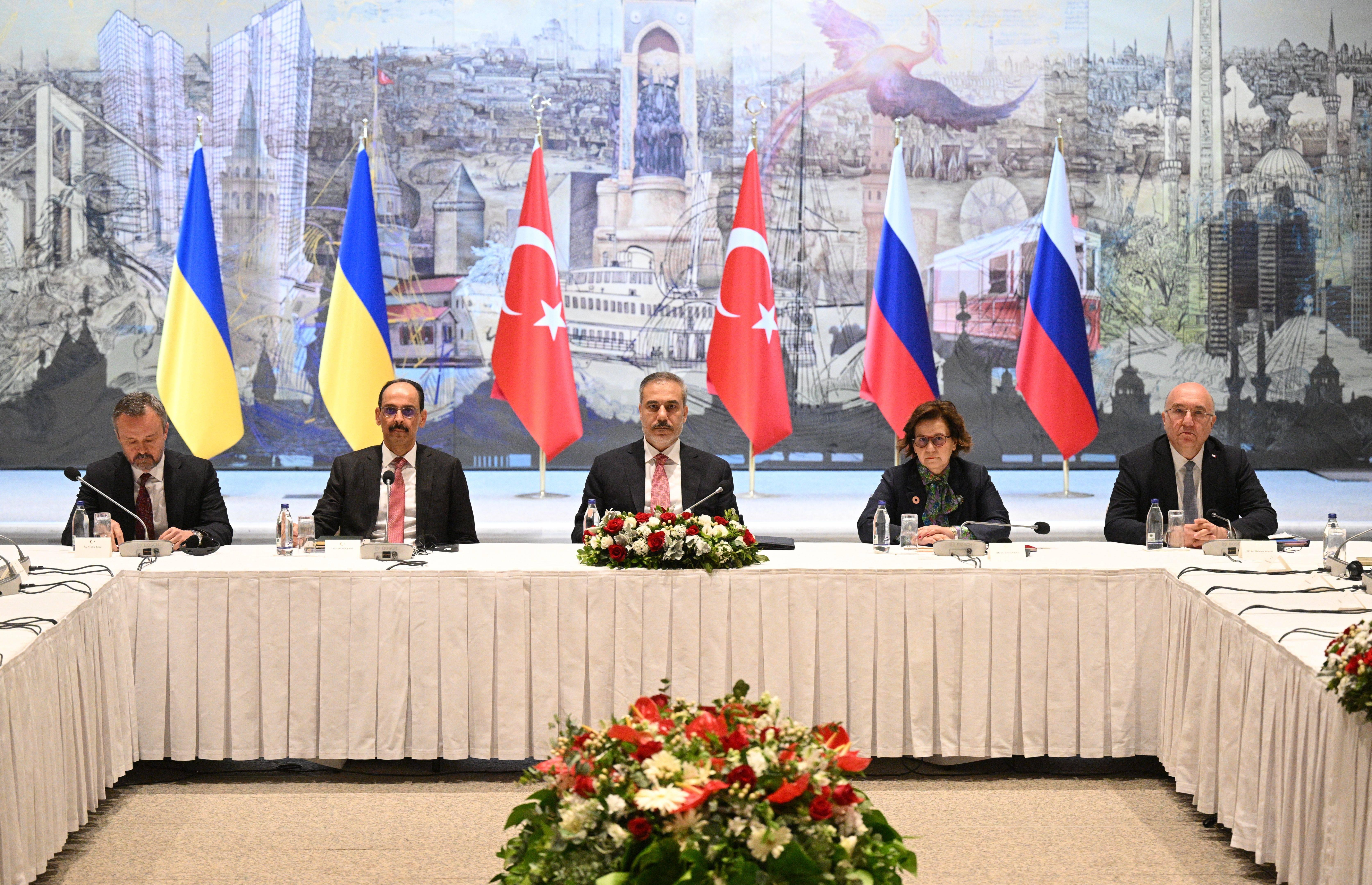 Rencontre Zelensky-Poutine, cessez-le-feu : ce qu’il faut retenir des échanges entre Kiev et Moscou à Istanbul