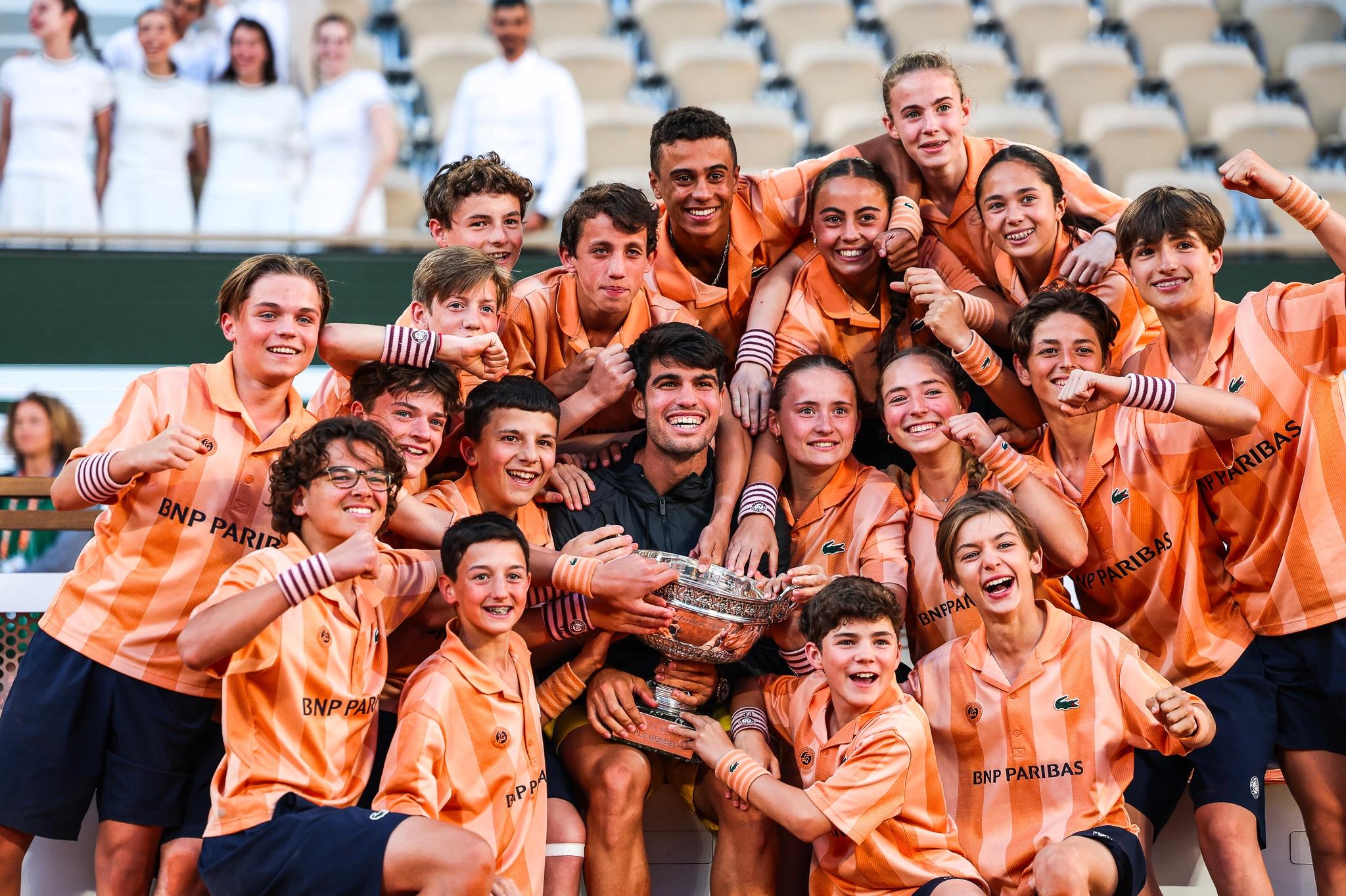 Roland-Garros 2025 : Alcaraz favori, Swiatek en doute, les Bleus à l’affût sur la terre battue