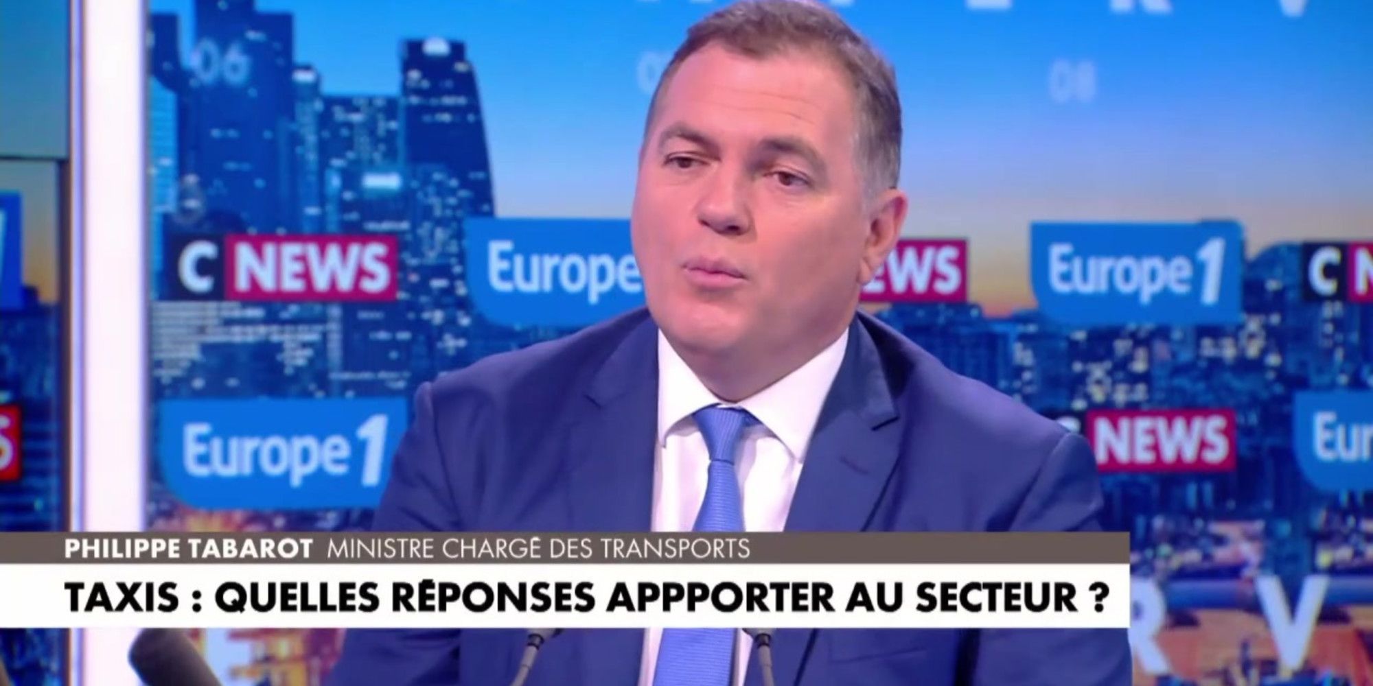 Grève des taxis : «dialoguer ne veut pas dire céder», indique Philippe Tabarot, ministre chargé des Transports