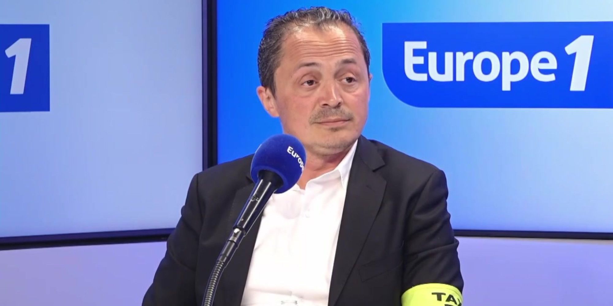 Cyril Hanouna – «40.000 taxis risquent de mettre la clé sous la porte», s’inquiète un chauffeur