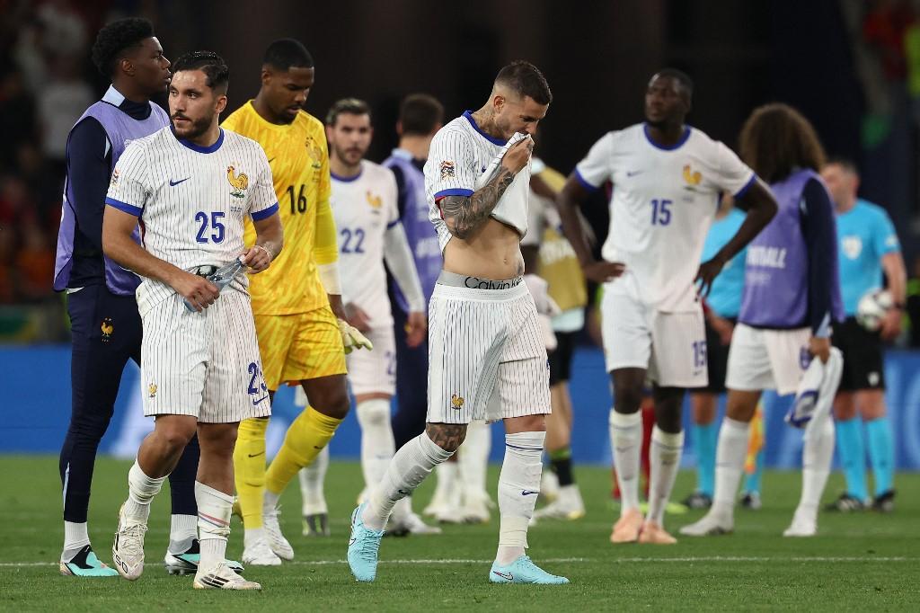 Ligue des nations : trahie par sa défense, la France chute contre l’Espagne (5-4) et rate de peu la finale