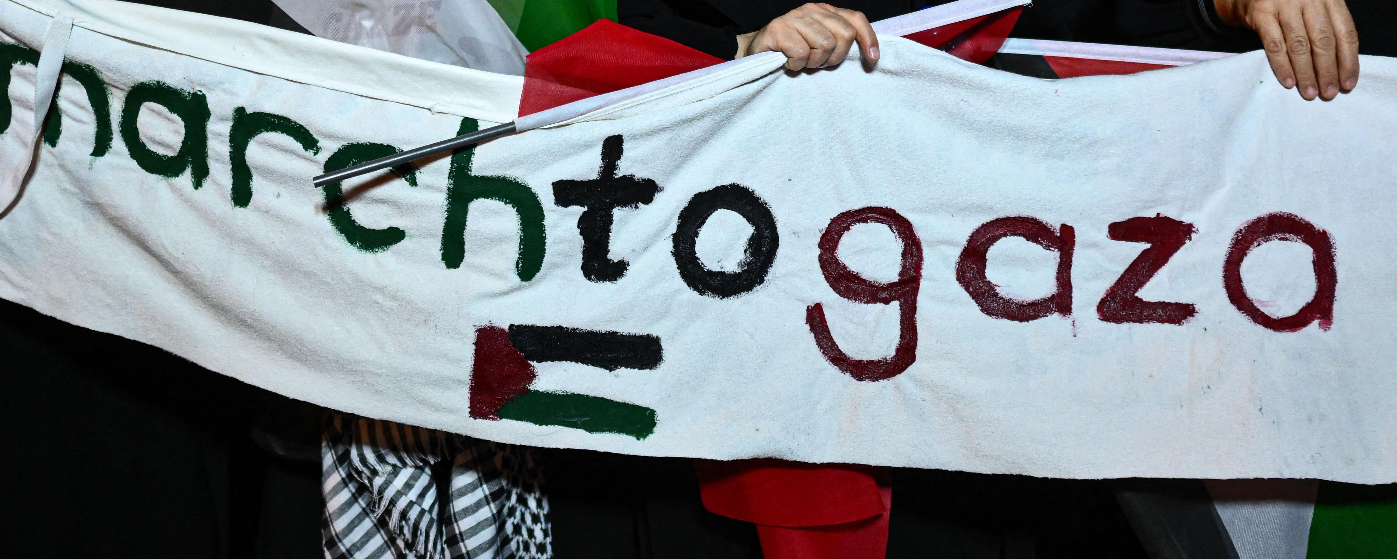 «Nous n’étions pas préparés à ce niveau de violence» : la marche internationale pour Gaza tourne court en Égypte