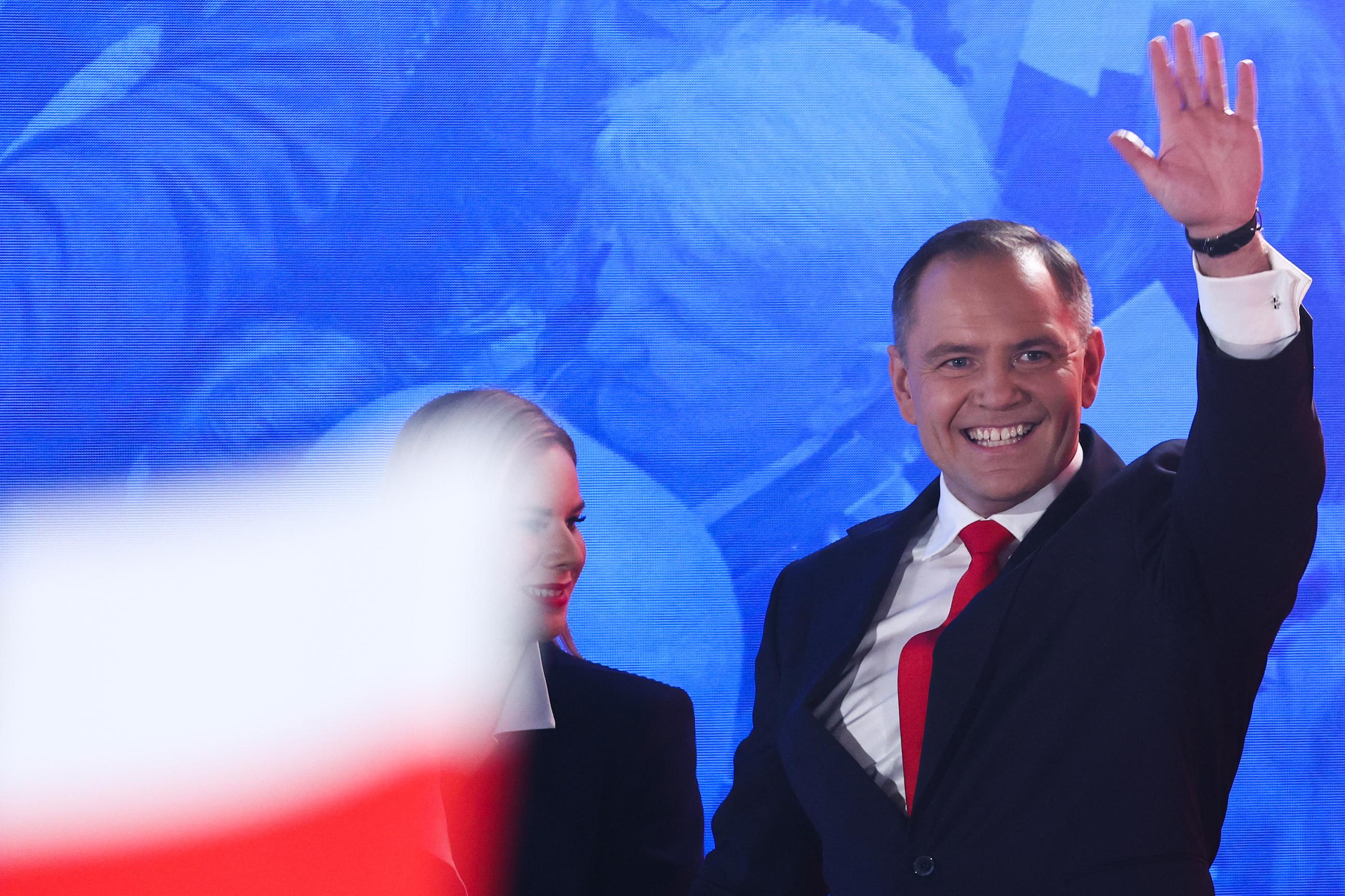 Pologne : le nationaliste conservateur Karol Nawrocki remporte l’élection présidentielle
