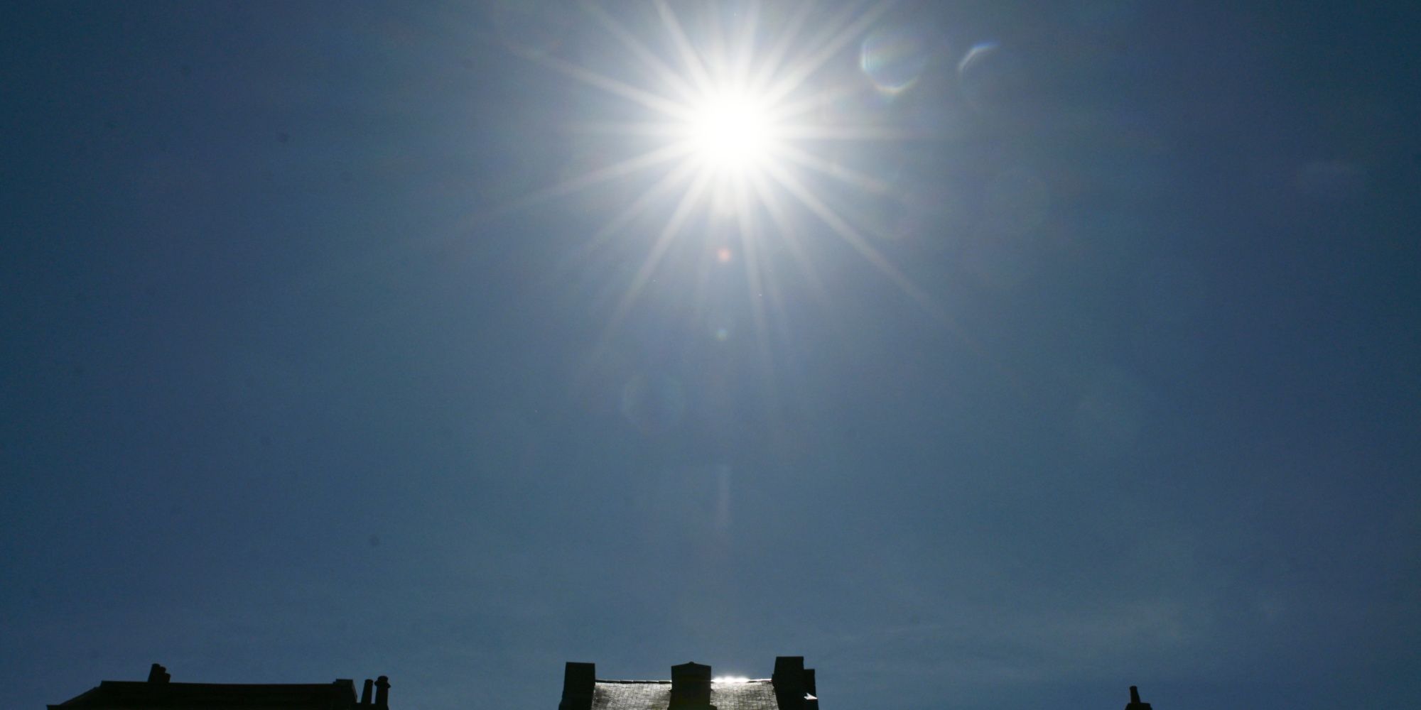 Canicule : 16 départements placés en vigilance rouge ce mardi par Météo-France