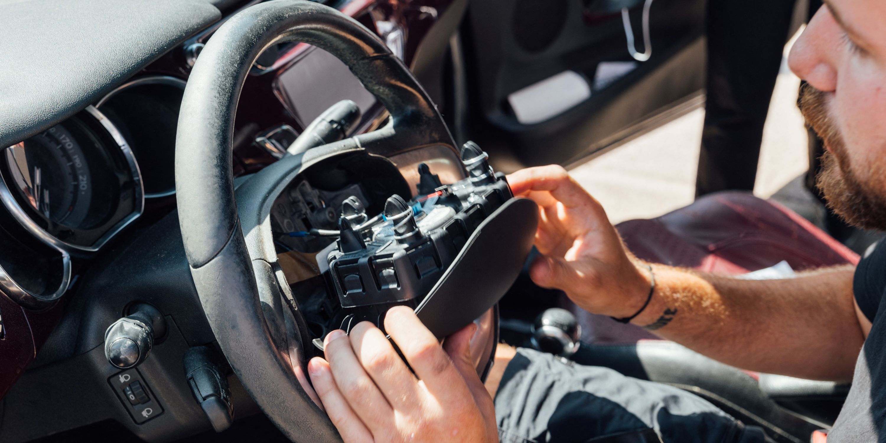 Airbags Takata : le gouvernement ordonne l’immobilisation de 800.000 véhicules supplémentaires