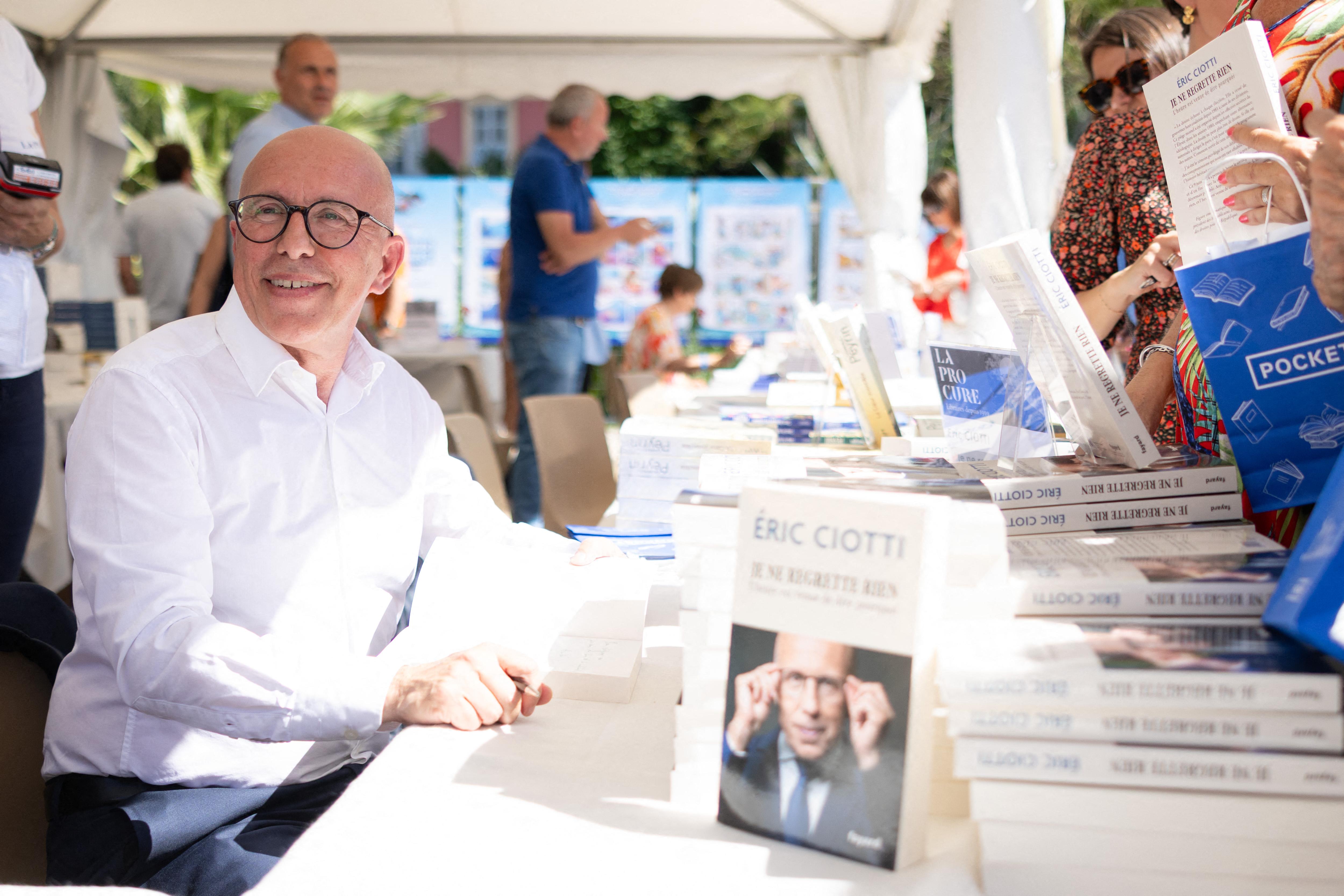 Livres d’Édouard Philippe, Éric Ciotti et Michel Barnier, motion de censure, Marine Le Pen… Les 4 infos dont vous allez entendre parler demain